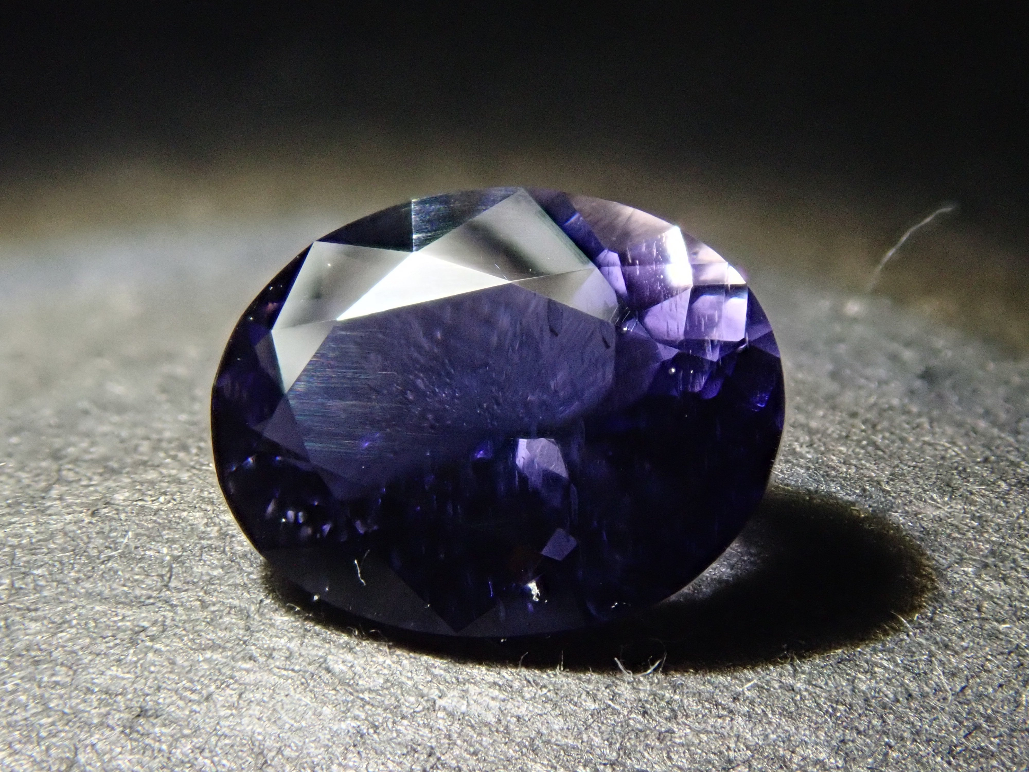 【12月14日 22:00 特價】馬達加斯加堇青石 0.644克拉 裸石