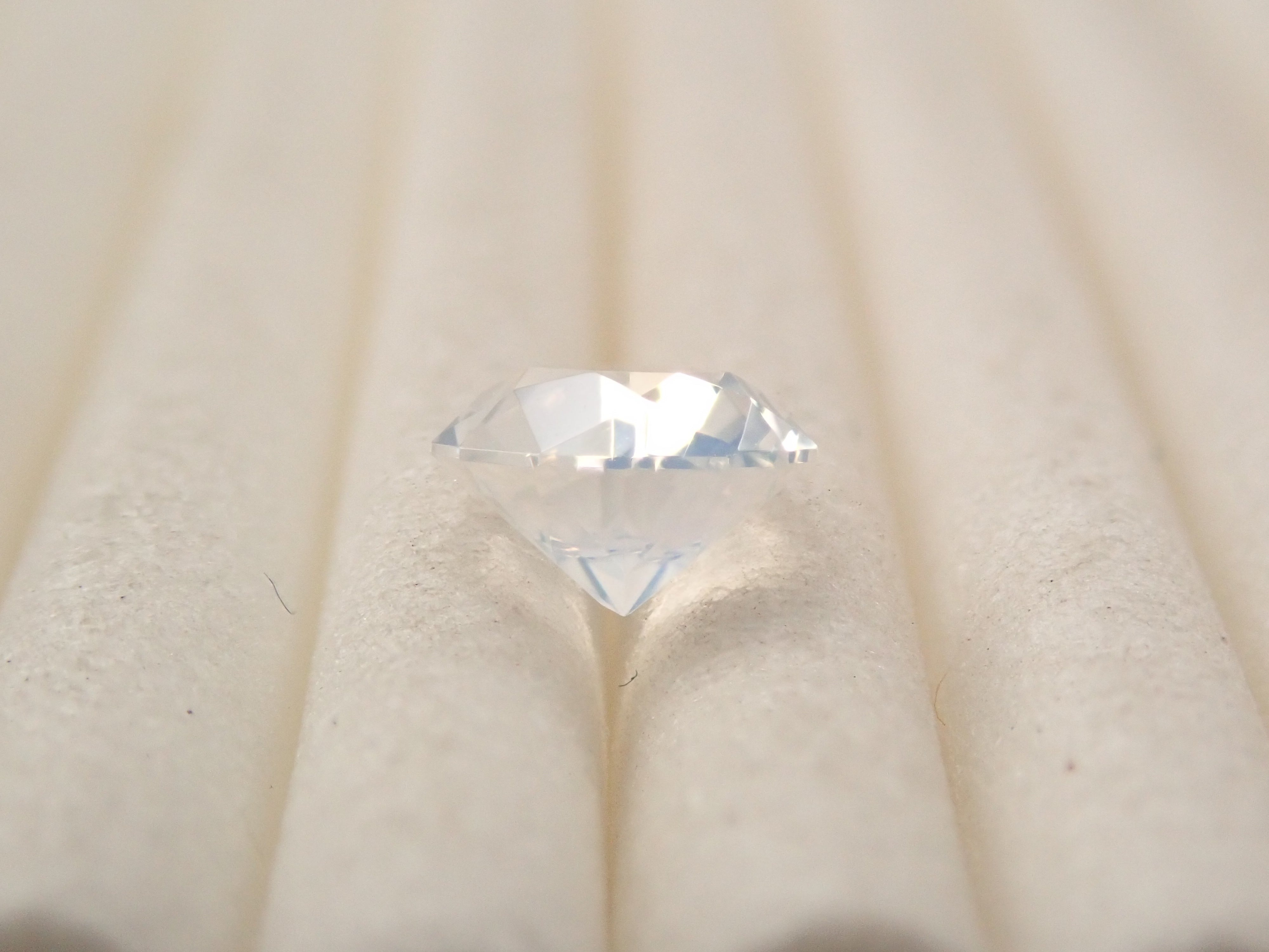 【12/14 22時販売】メキシコ産ウォーターオパール(ファセットカット) 0.402ctルース(コントラルスオパール)