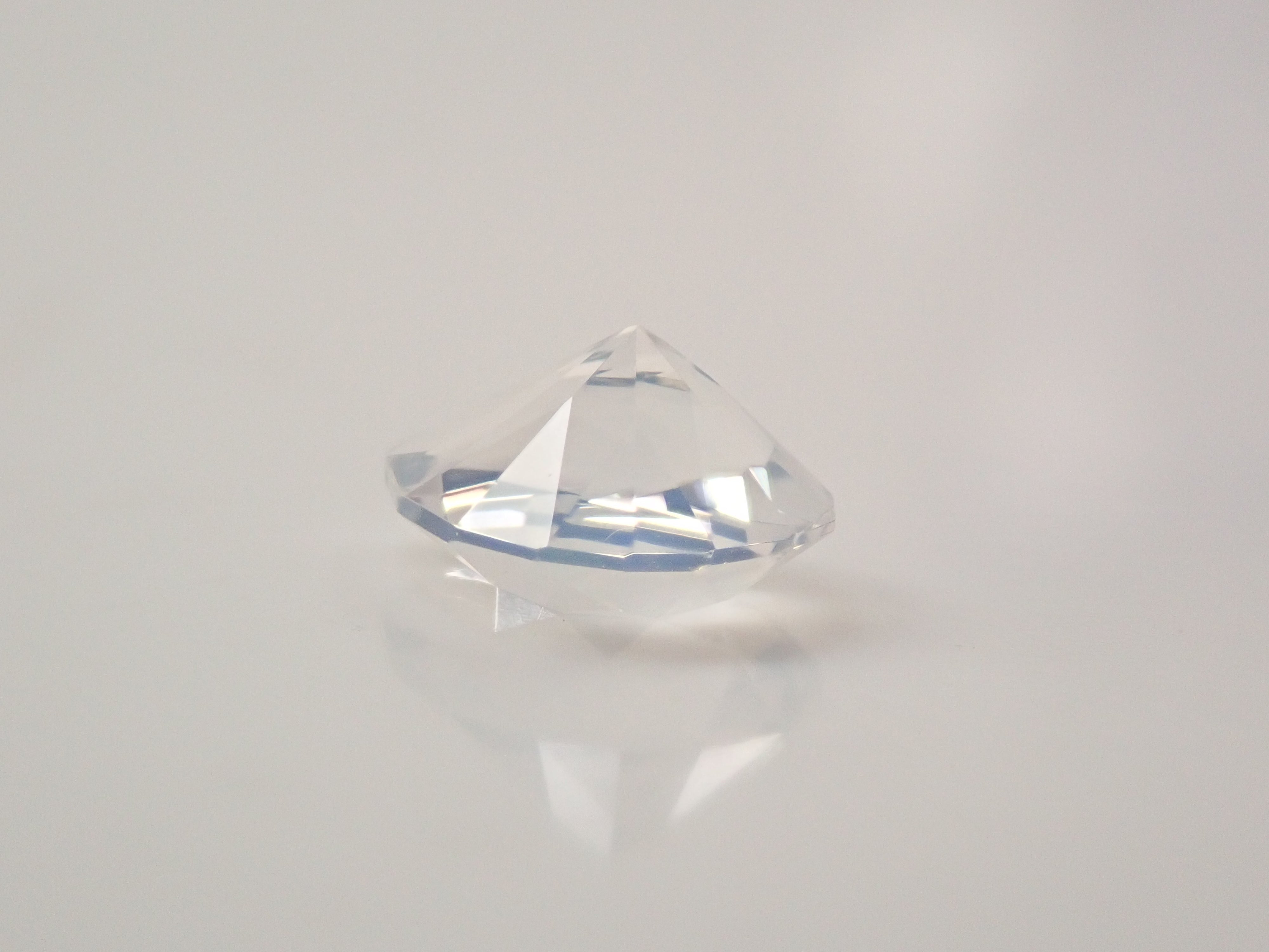 【12/14 22時販売】メキシコ産ウォーターオパール(ファセットカット) 0.402ctルース(コントラルスオパール)