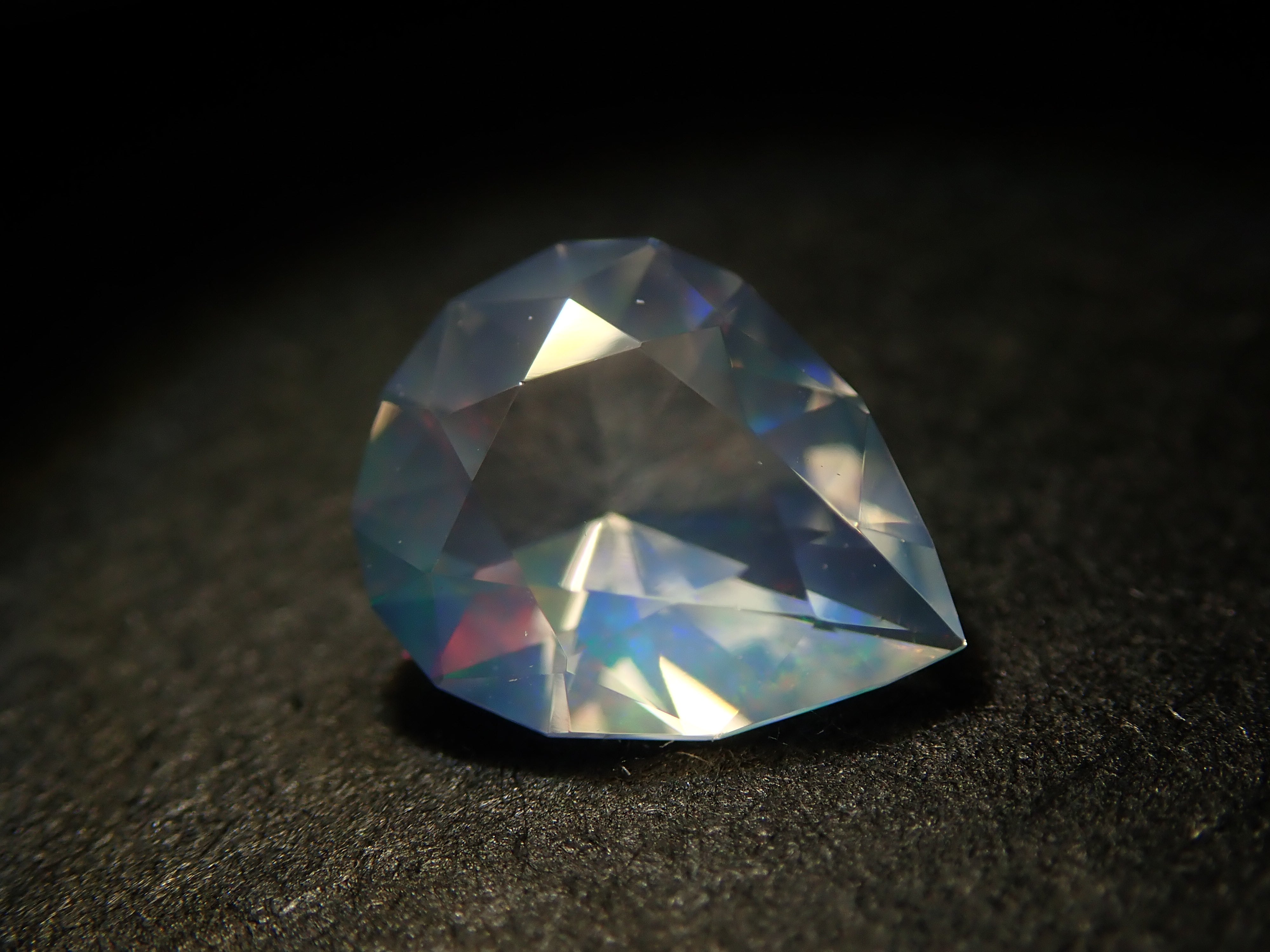 【12/14 22時販売】メキシコ産ウォーターオパール(ファセットカット) 0.402ctルース