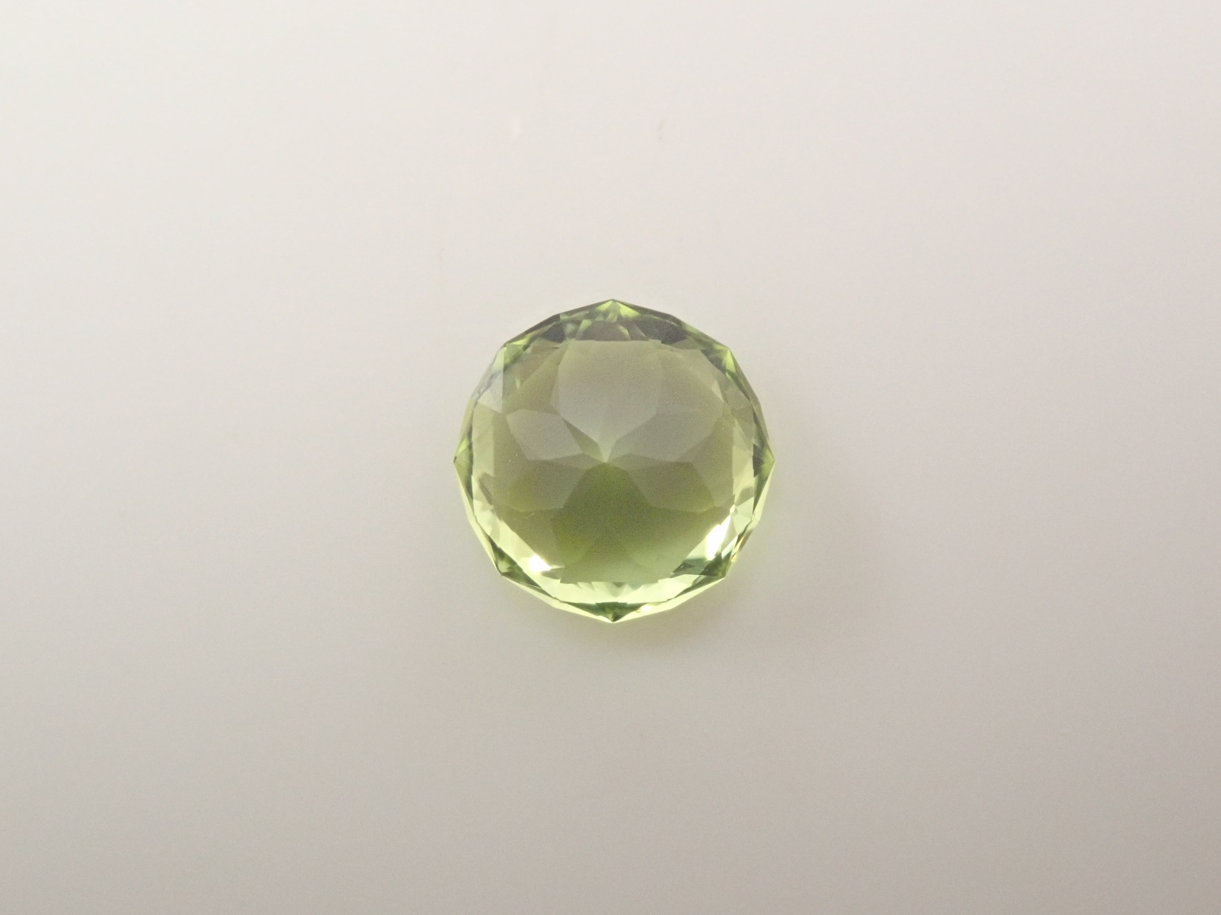 【12/14 22時販売】アメリカ産ペリドット 5.1mm/0.573ctルース