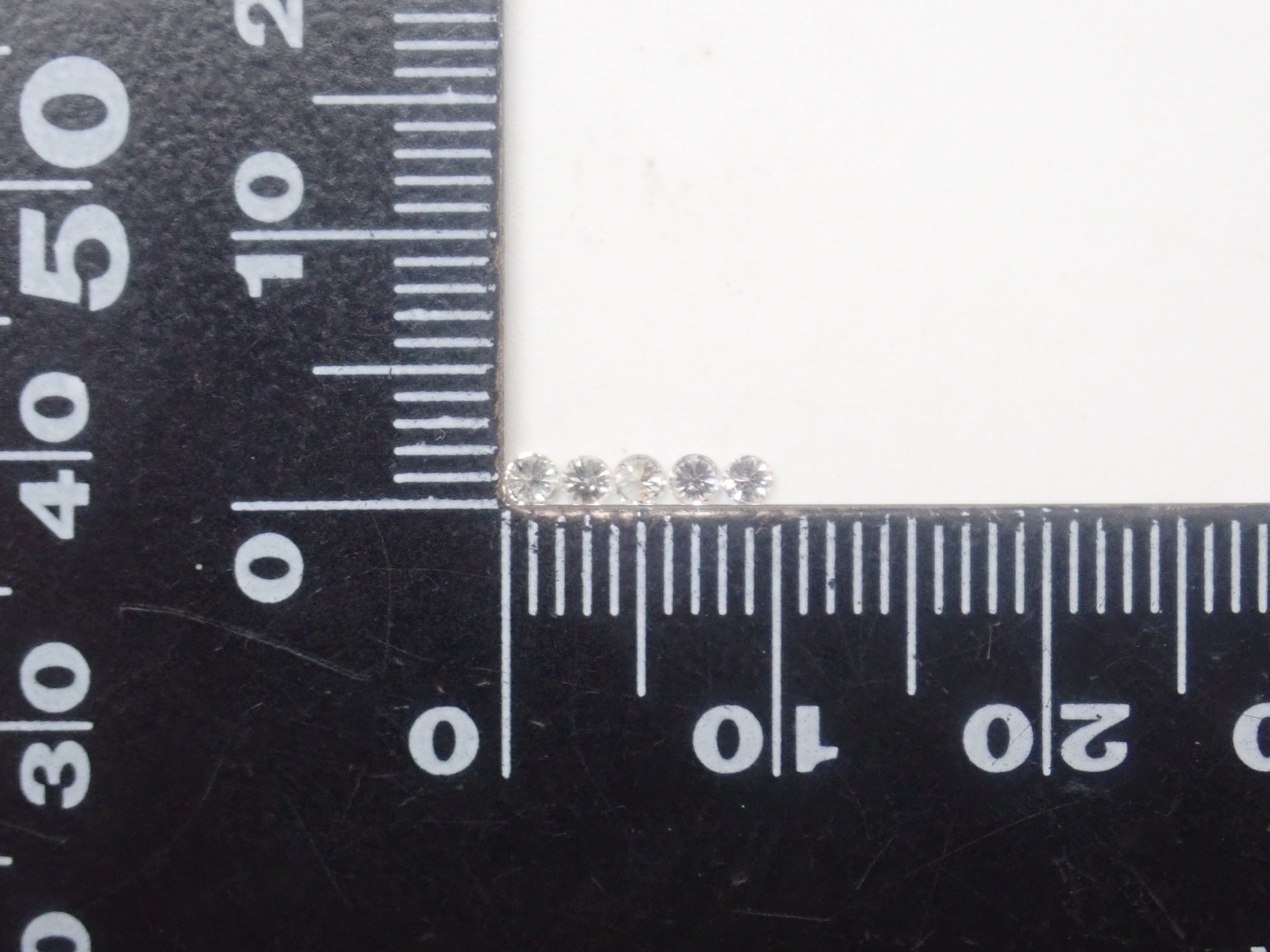 【12/20 22時販売】《限定11石》4万円相当のVVS/4mm、VS/3mmなど含むダイヤモンドガチャ《複数購入割引有》