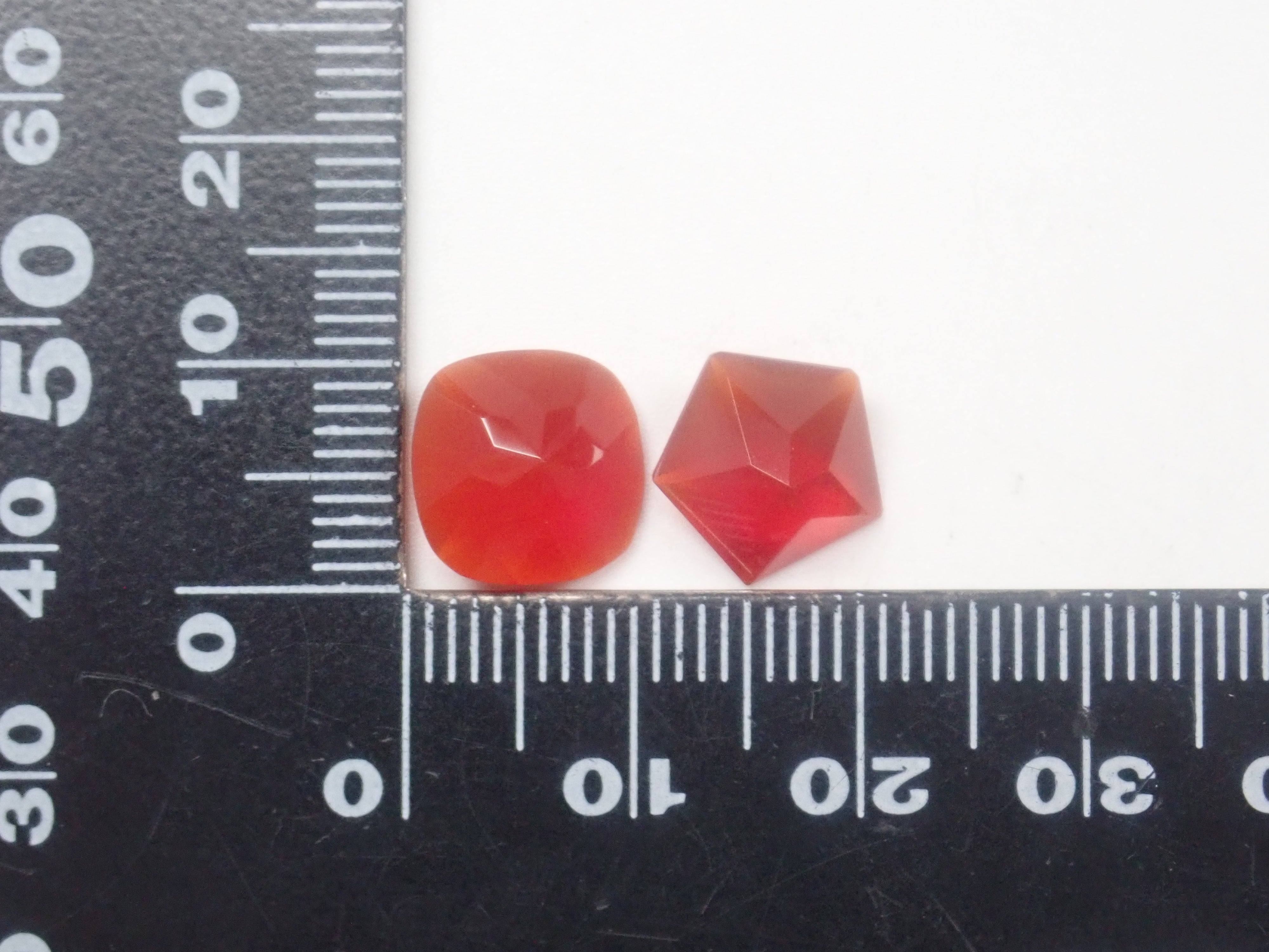 【12/21 22時販売】《限定10石》山本氏カットガチャ・カーネリアン、レモンクォーツ、ロッククリスタルなど《複数購入割引有》