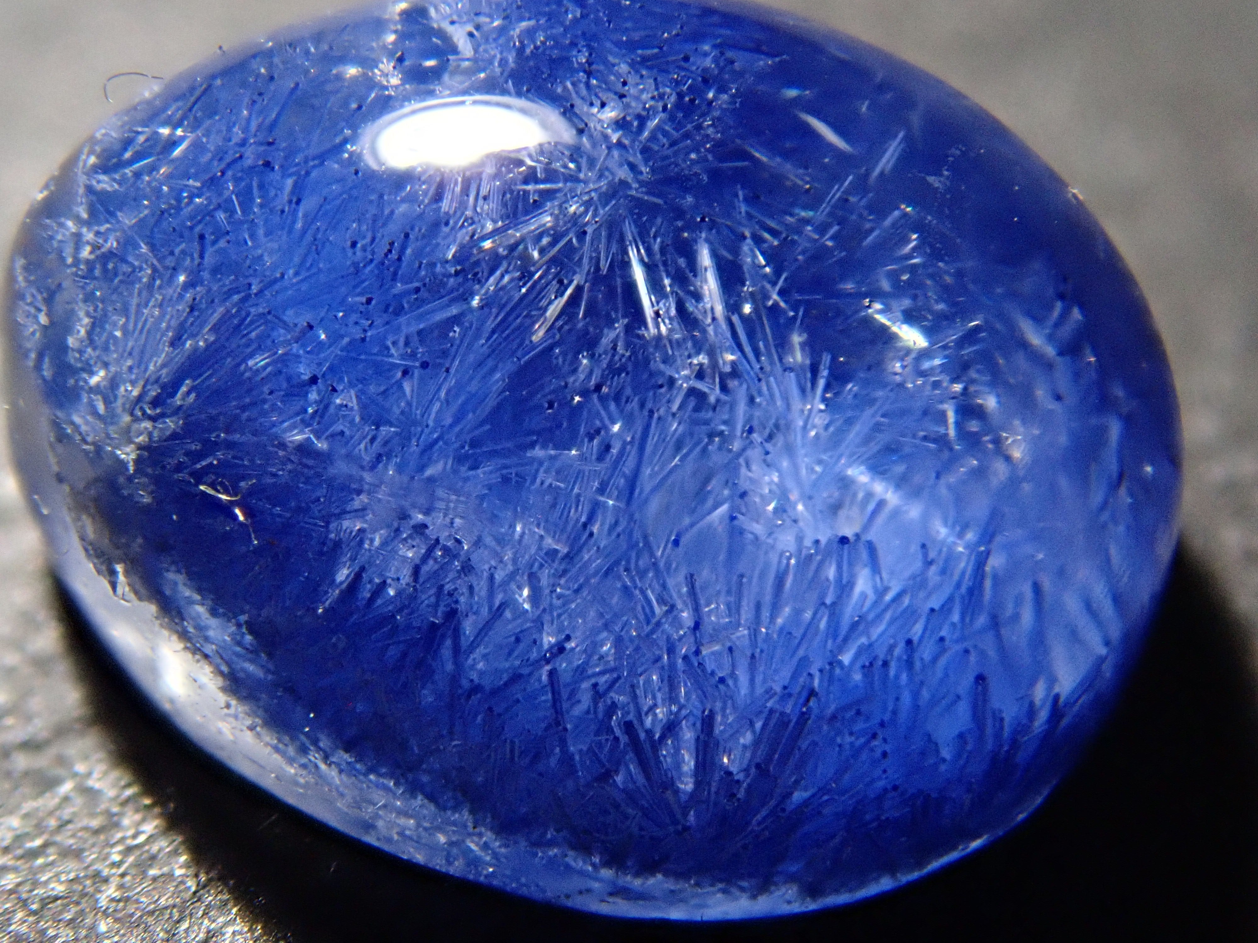 【12/17 22時販売】ブラジル産デュモルチェライトインクォーツ 1.924ctルース