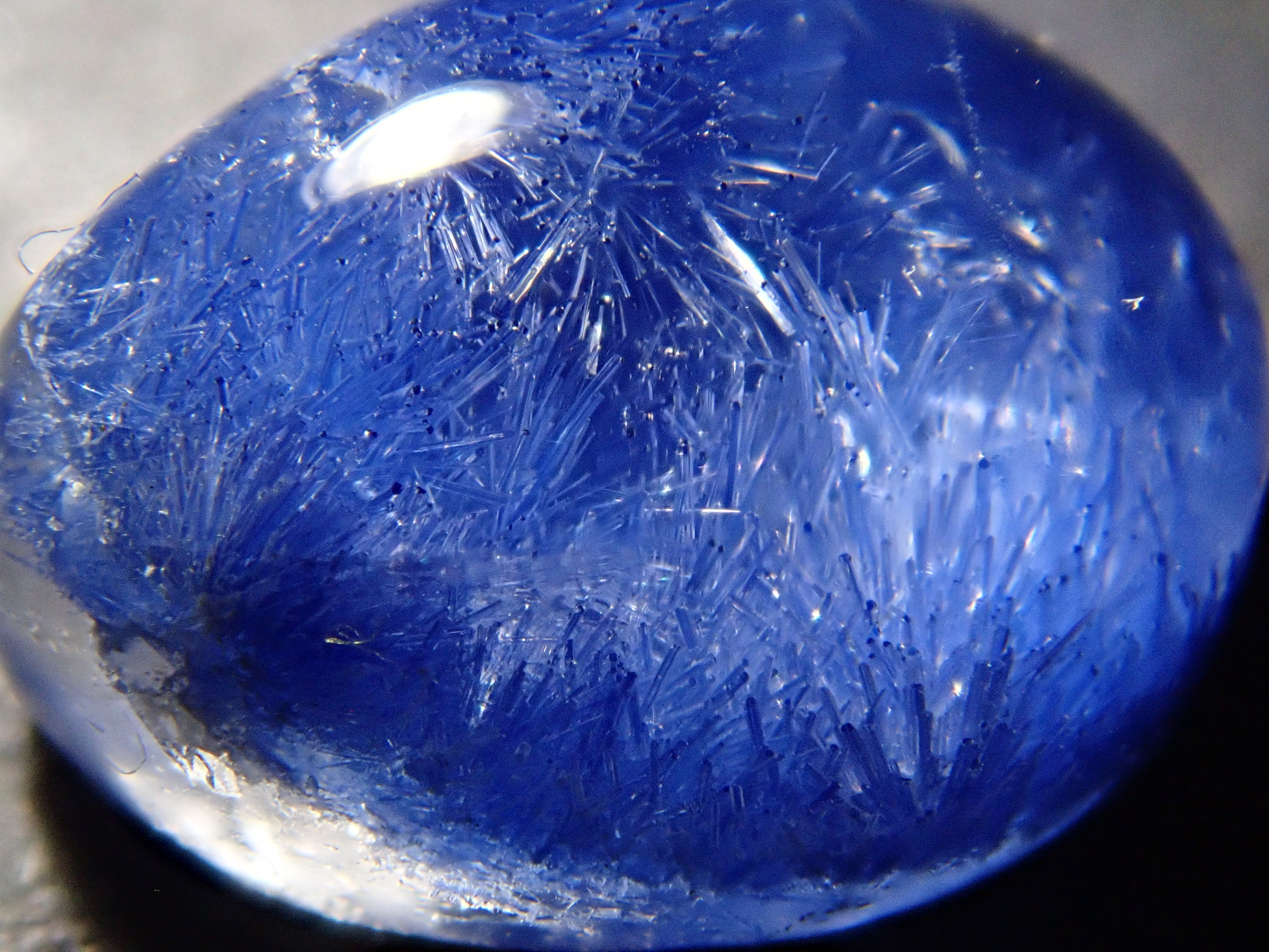 【12/17 22時販売】ブラジル産デュモルチェライトインクォーツ 1.924ctルース