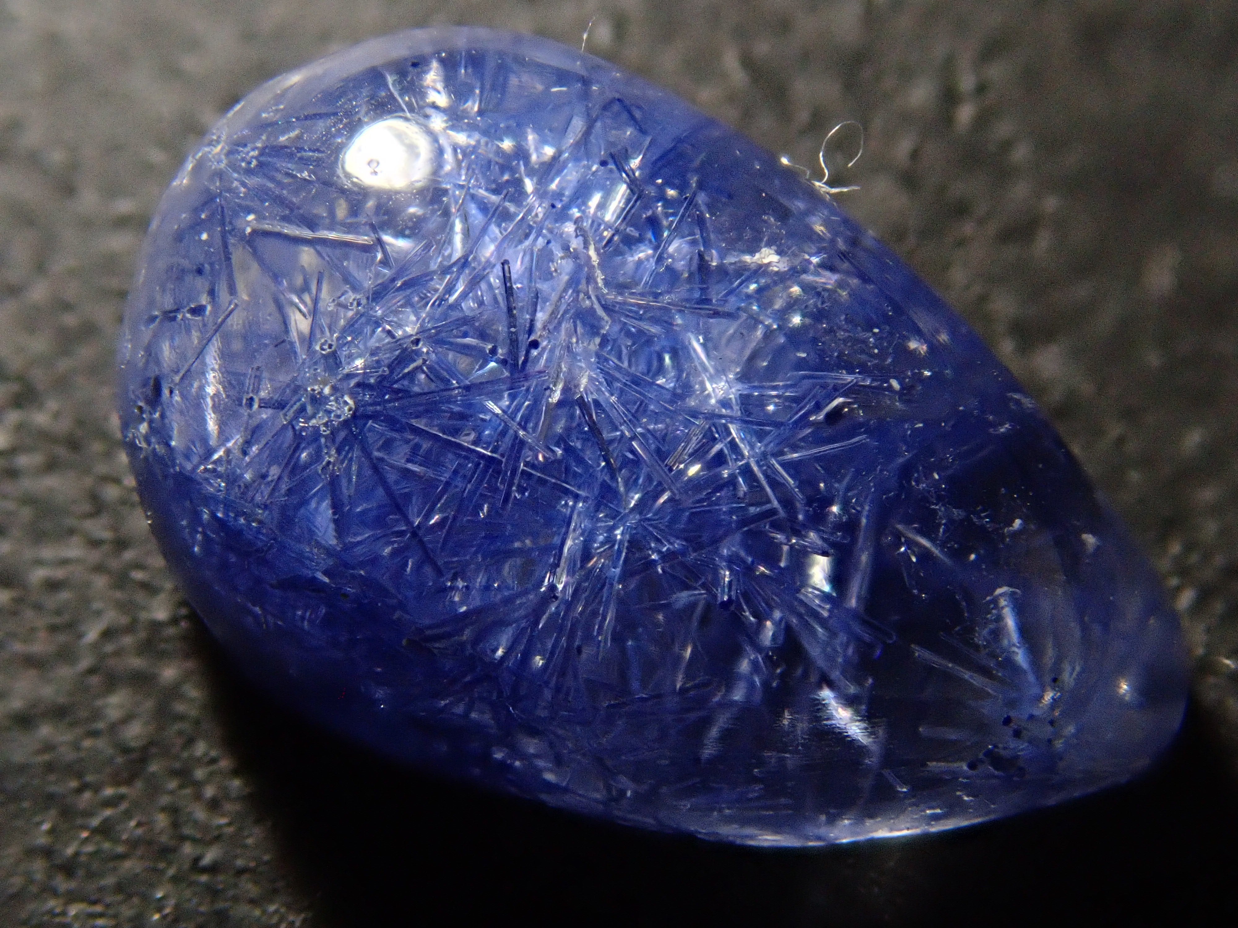 【12/17 22時販売】ブラジル産デュモルチェライトインクォーツ 2.012ctルース