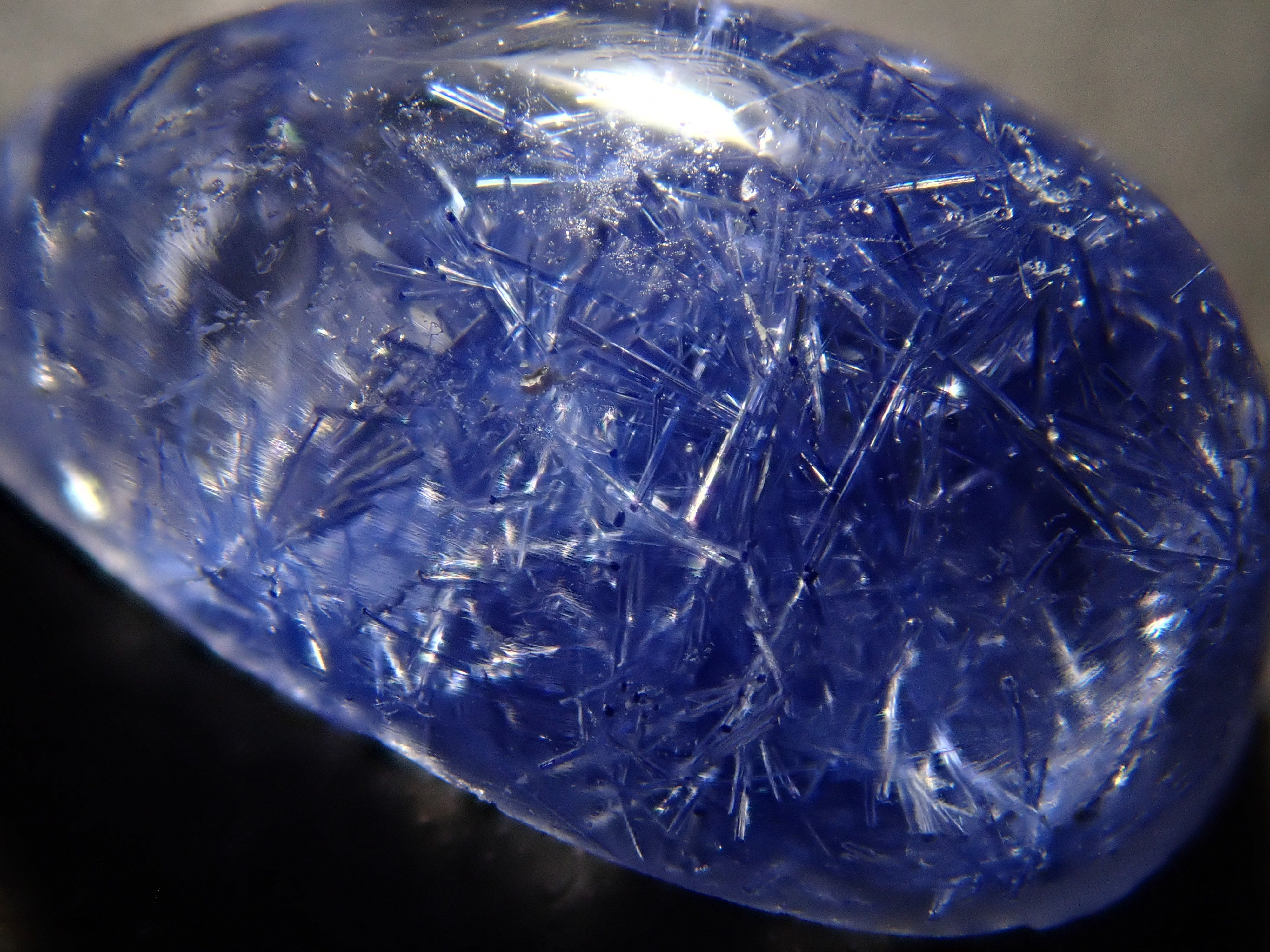 【12/17 22時販売】ブラジル産デュモルチェライトインクォーツ 2.012ctルース