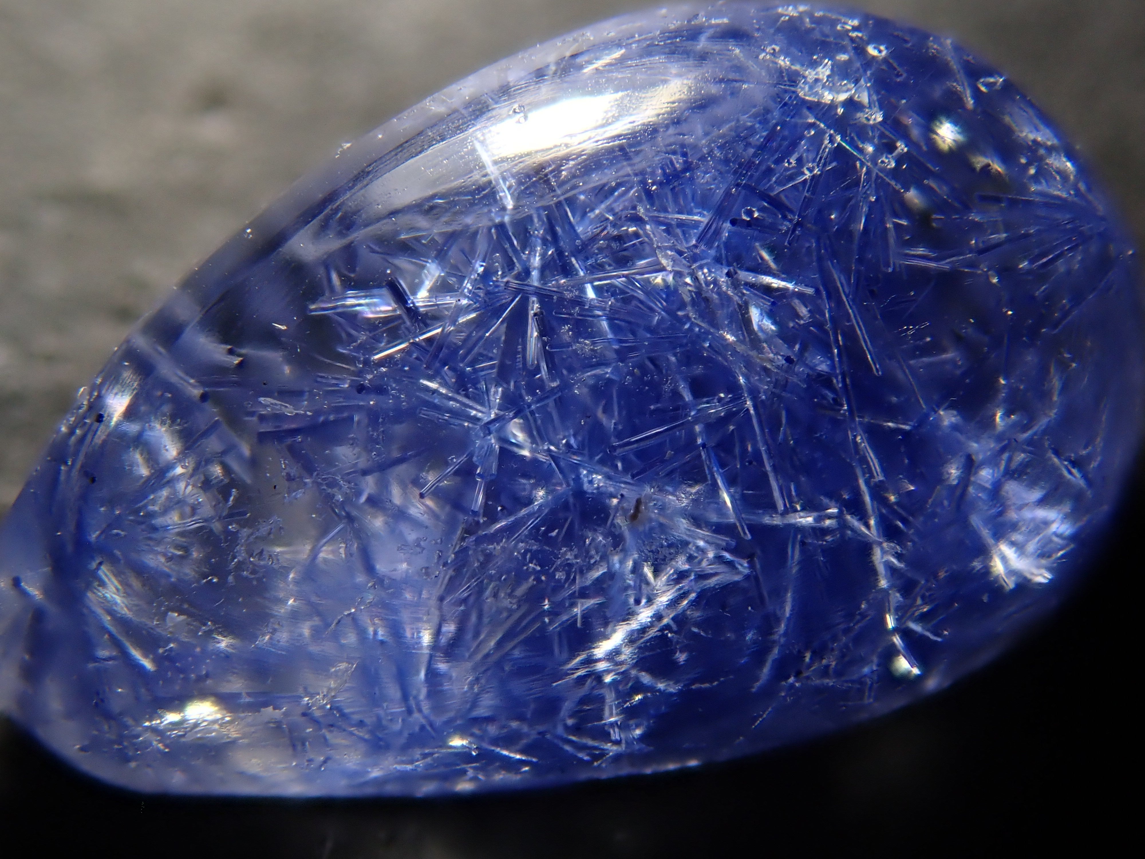 【12/17 22時販売】ブラジル産デュモルチェライトインクォーツ 2.012ctルース