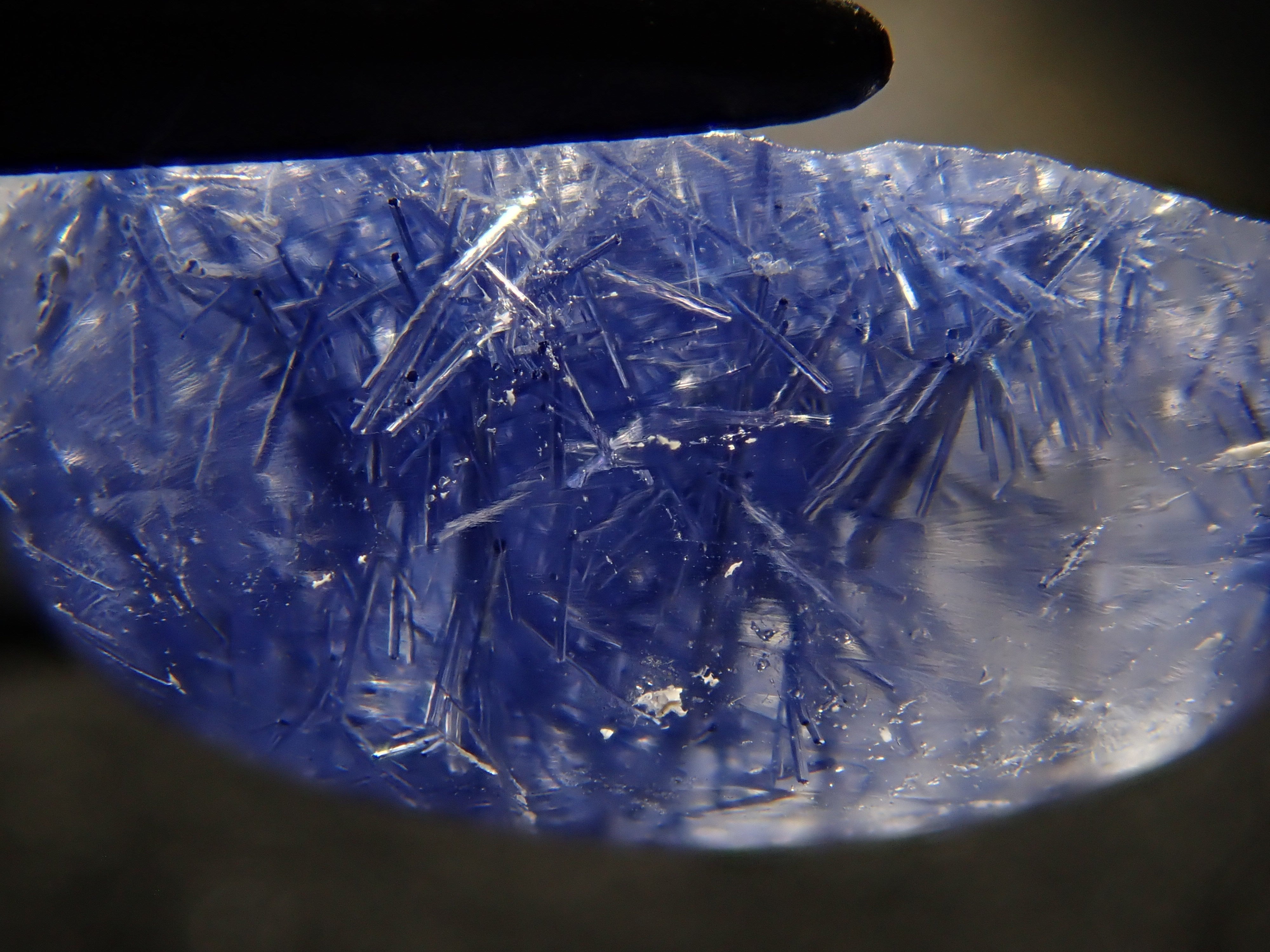 【12/17 22時販売】ブラジル産デュモルチェライトインクォーツ 2.012ctルース