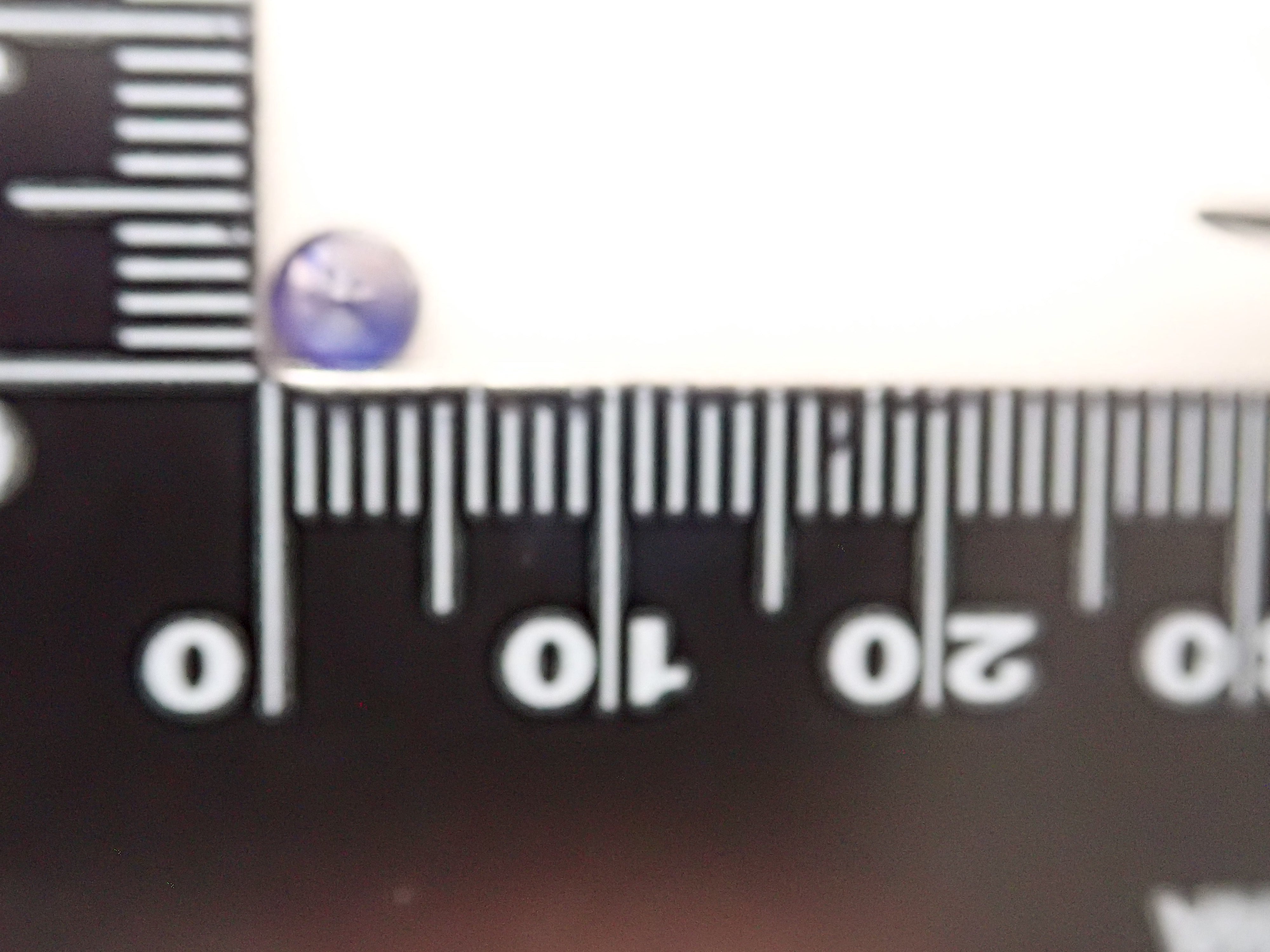 【1月19日晚間10點開售】馬達加斯加藍寶石 4.6毫米/0.472克拉 散裝