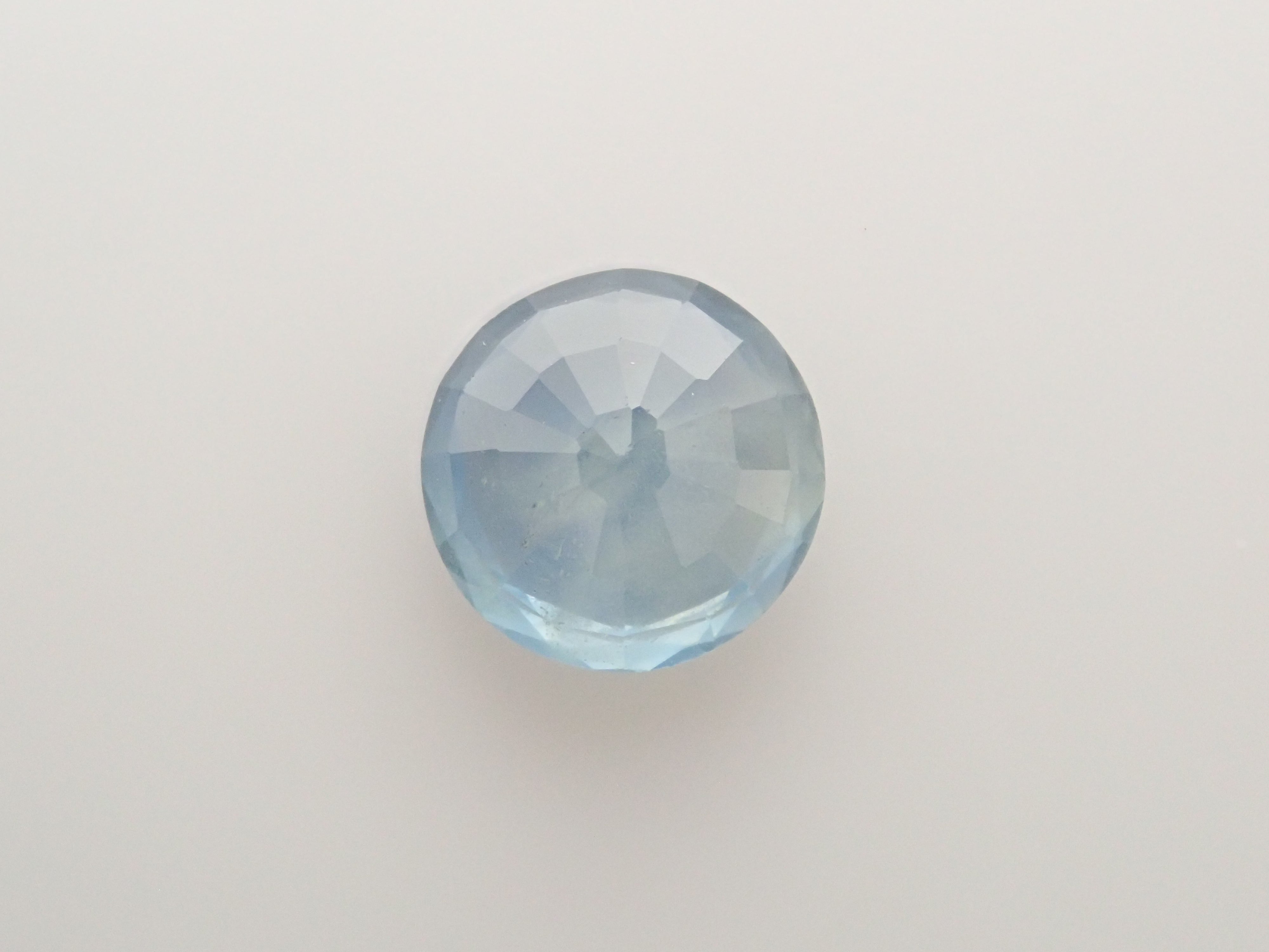 【12/21 22時販売】マダガスカル産バイカラーサファイア 5.8mm/1.006ctルース