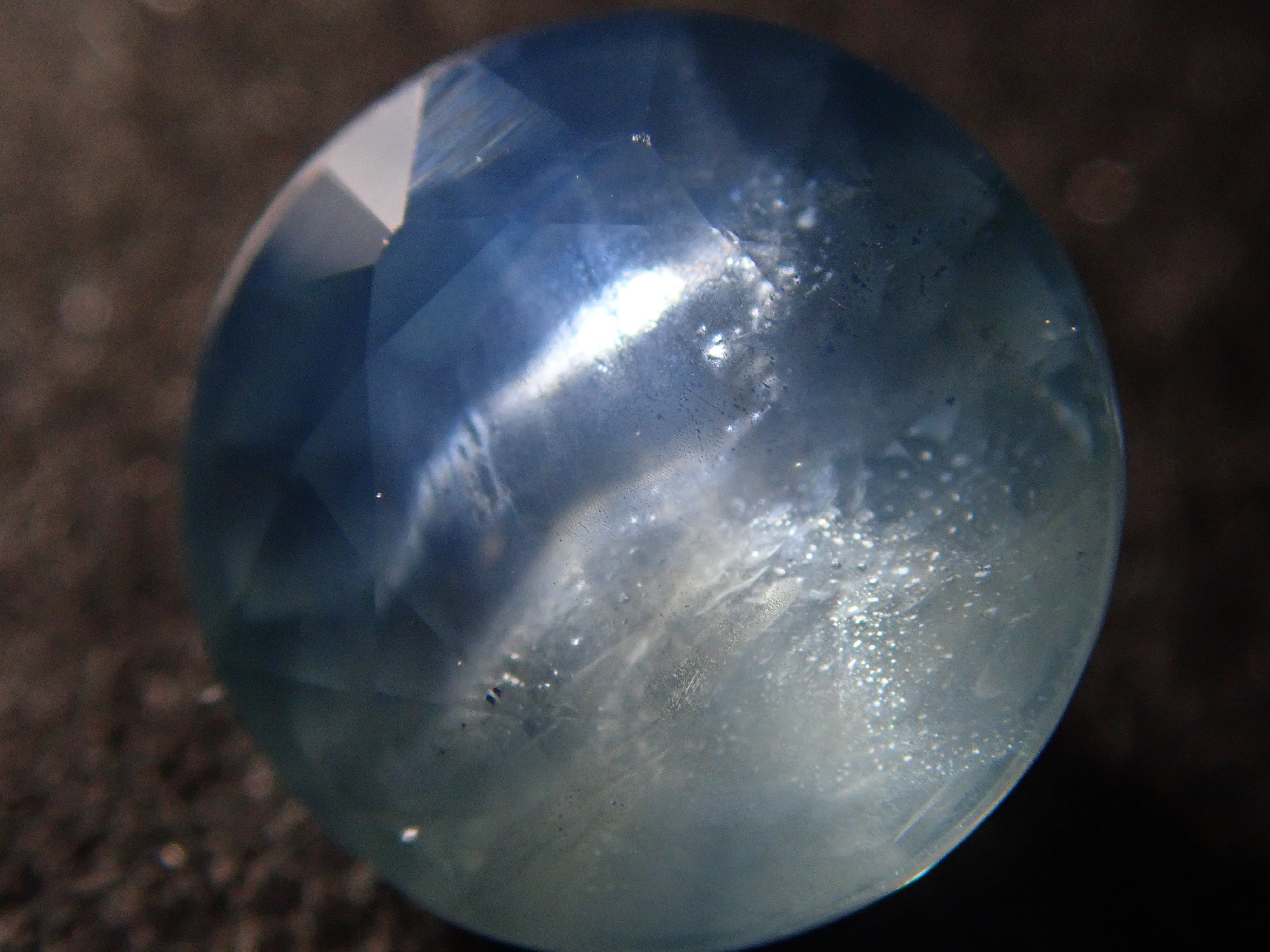 【12/21 22時販売】マダガスカル産バイカラーサファイア 5.8mm/1.006ctルース