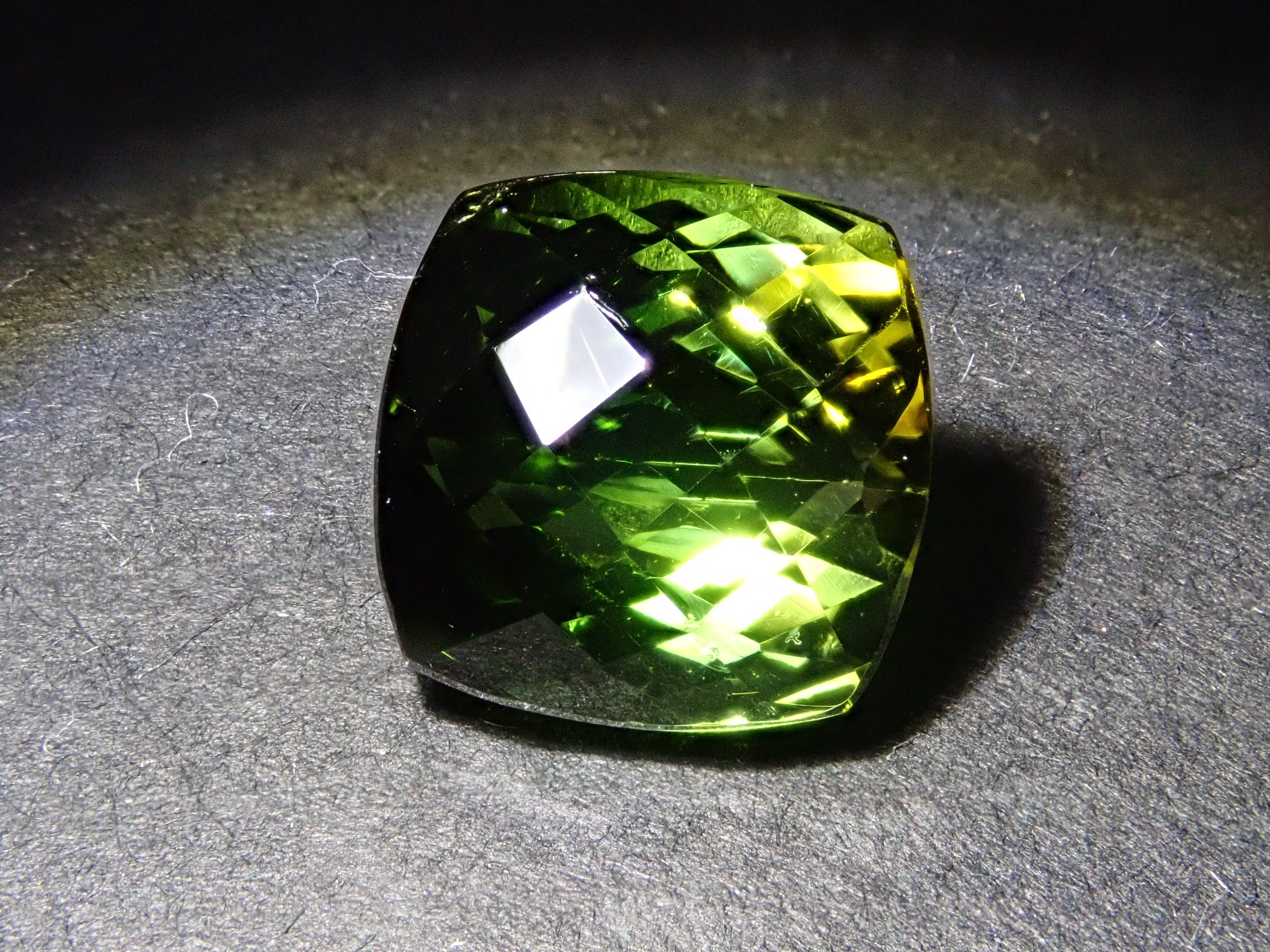 【12/21 22時販売】ザンビア産バイカラートルマリン 4.019ctルース