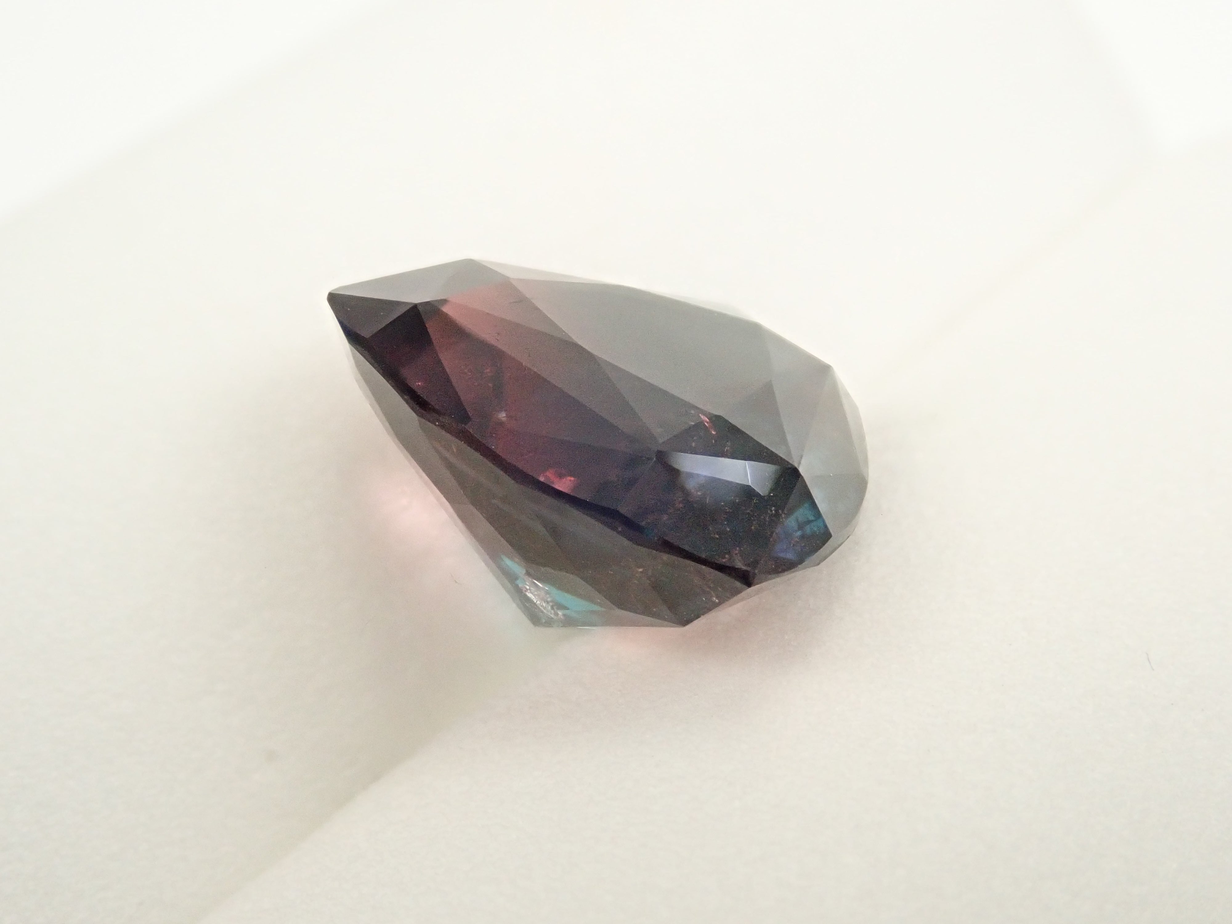 ブラジル産バイカラートルマリン 7.017ctルース