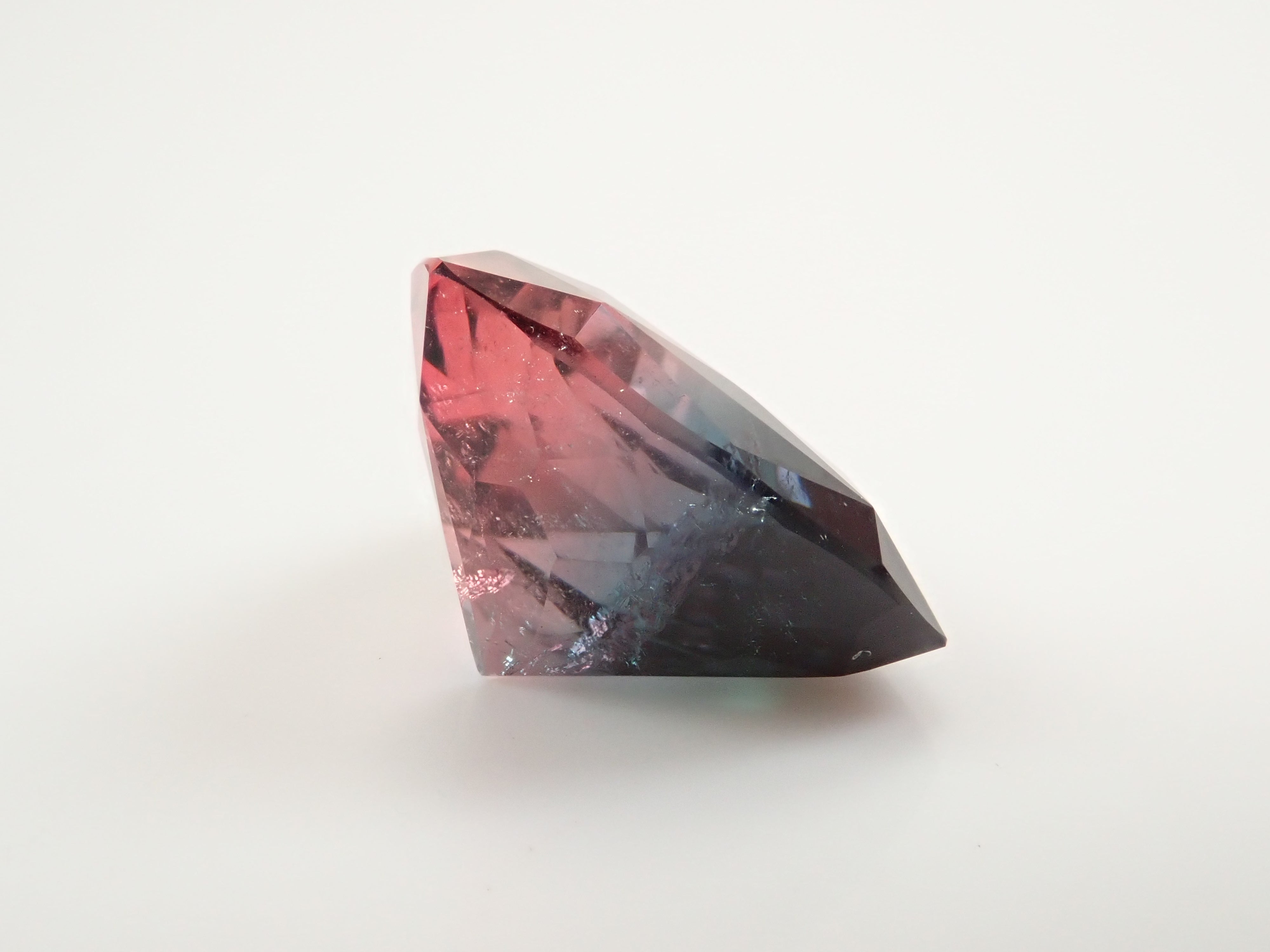 ブラジル産バイカラートルマリン 7.017ctルース