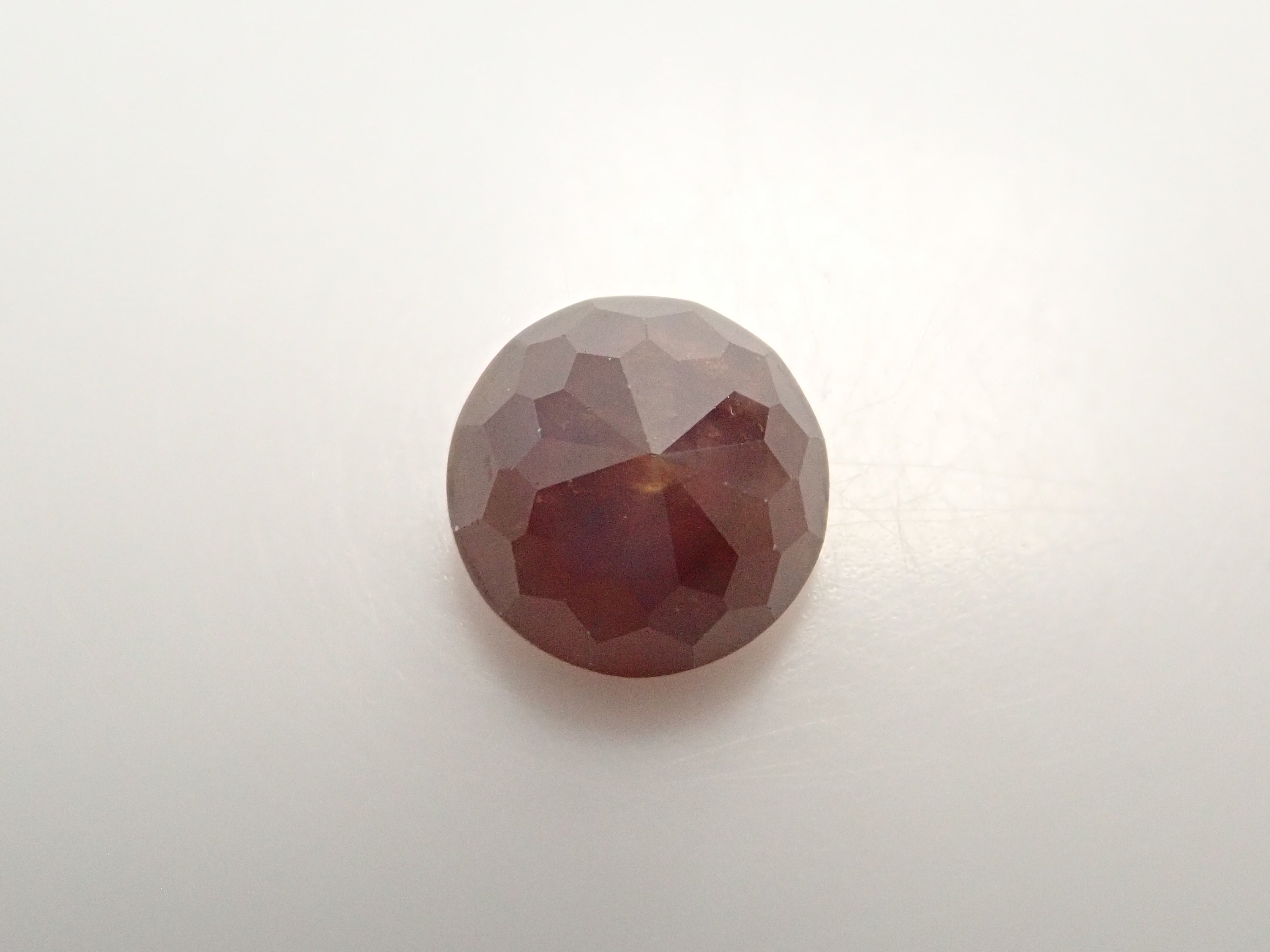 【12/21 22時販売】奈良県天川村産レインボーガーネット(アンドラダイトガーネット) 7.0mm/2.135ctルース