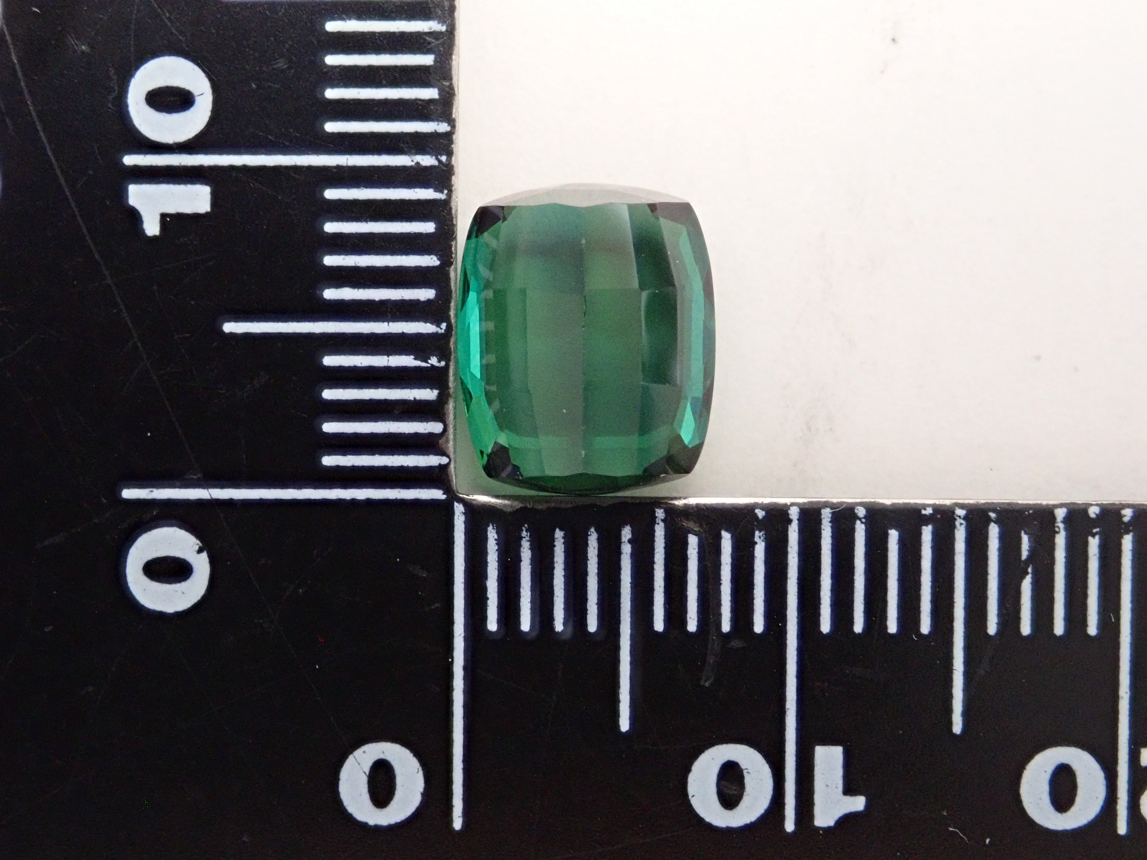 【12/22 22時販売】ブラジル産グリーントルマリン 3.102ctルース