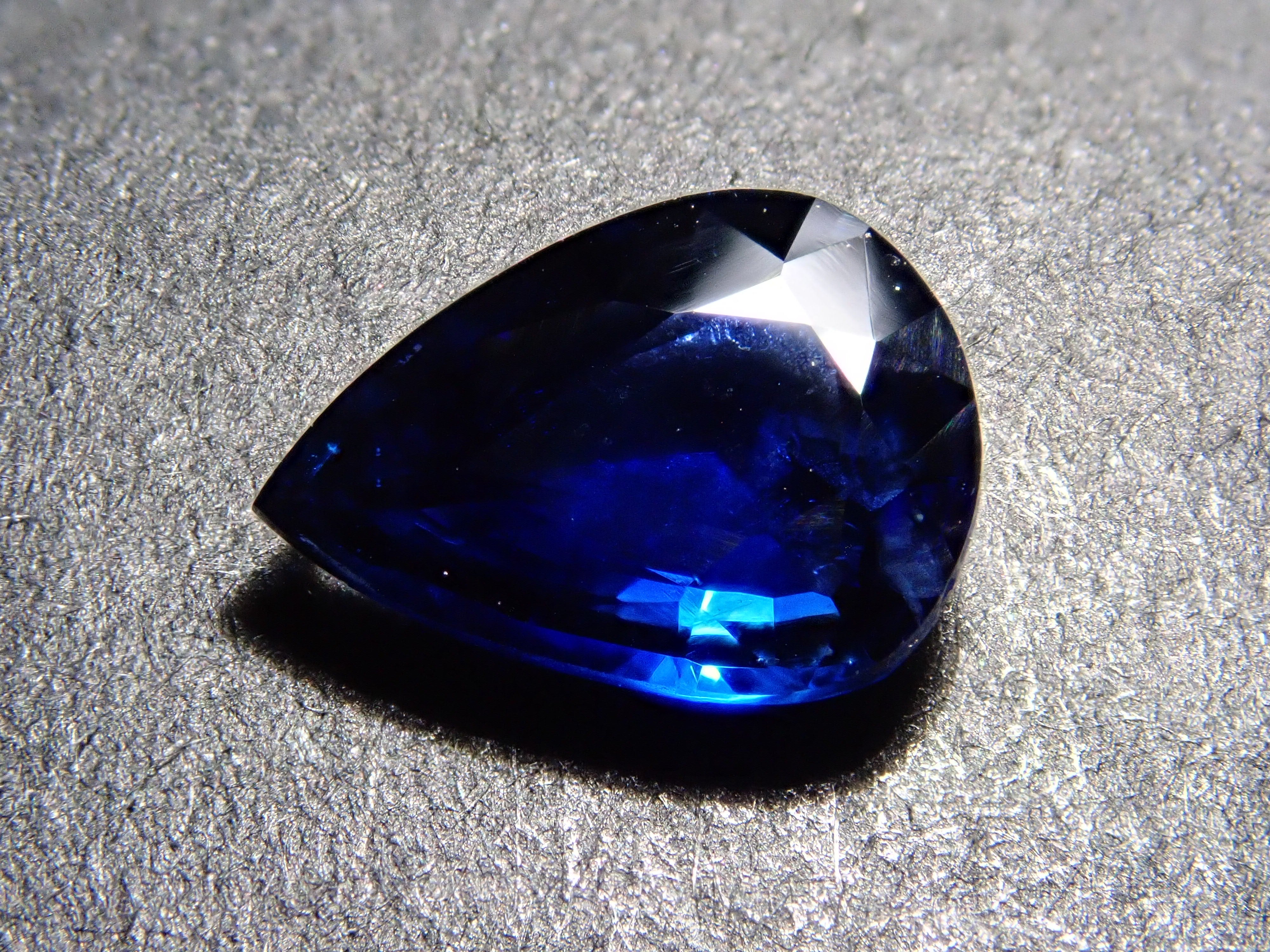 【12/22 22時販売】スリランカ産ブルーサファイア 0.645ctルース