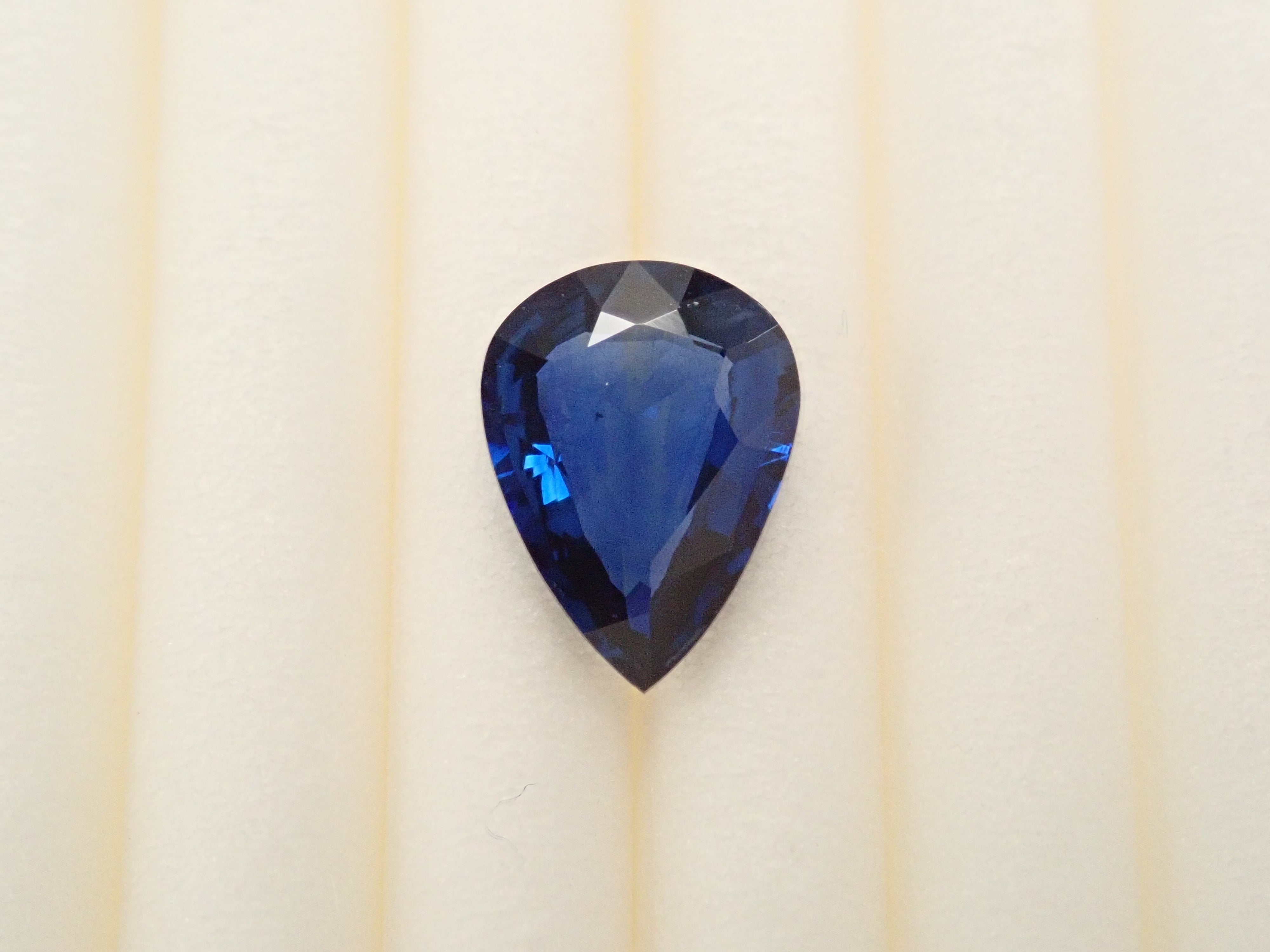【12/22 22時販売】スリランカ産ブルーサファイア 0.645ctルース