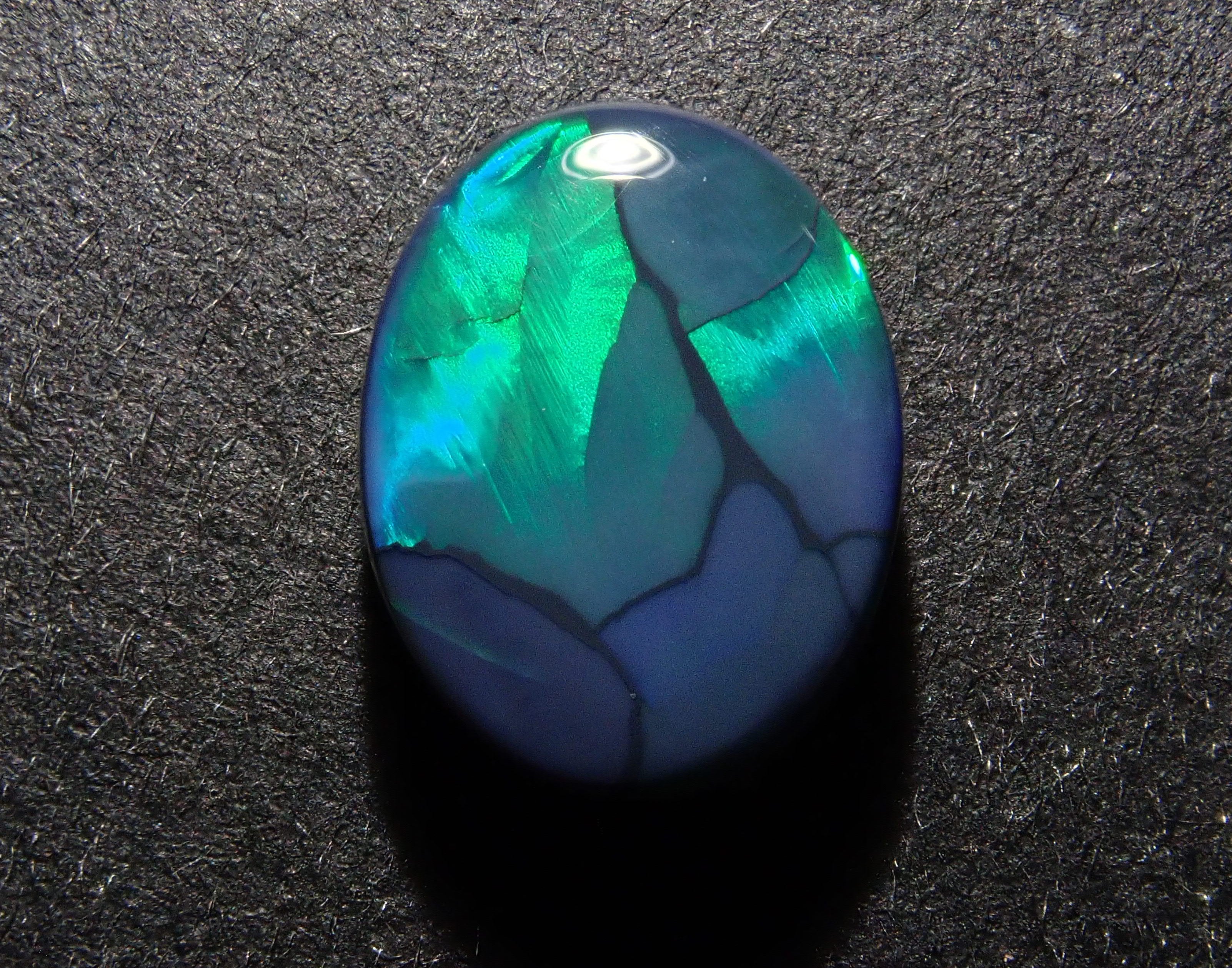 【12/25 22時販売】オーストラリア産ブラックオパール 1.837ctルース