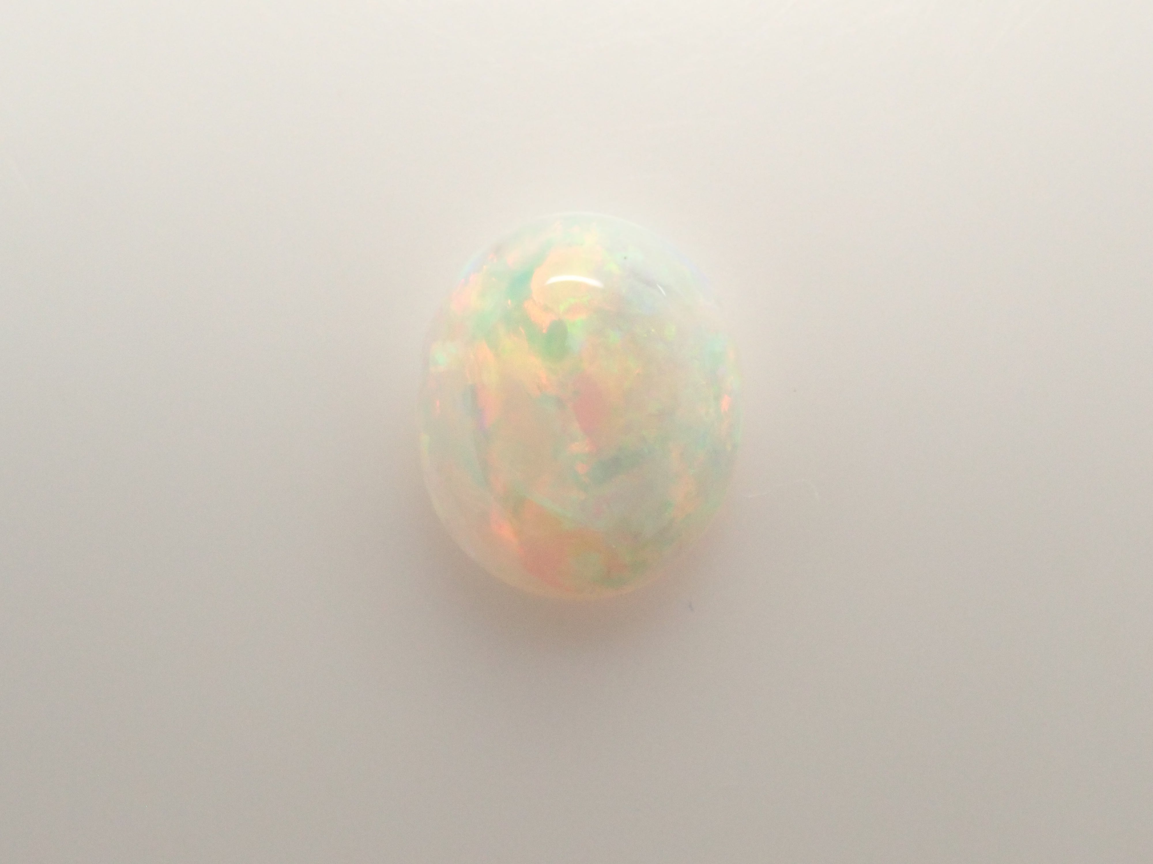 【12/24 22時販売】オーストラリア産ホワイトオパール 1.928ctルース