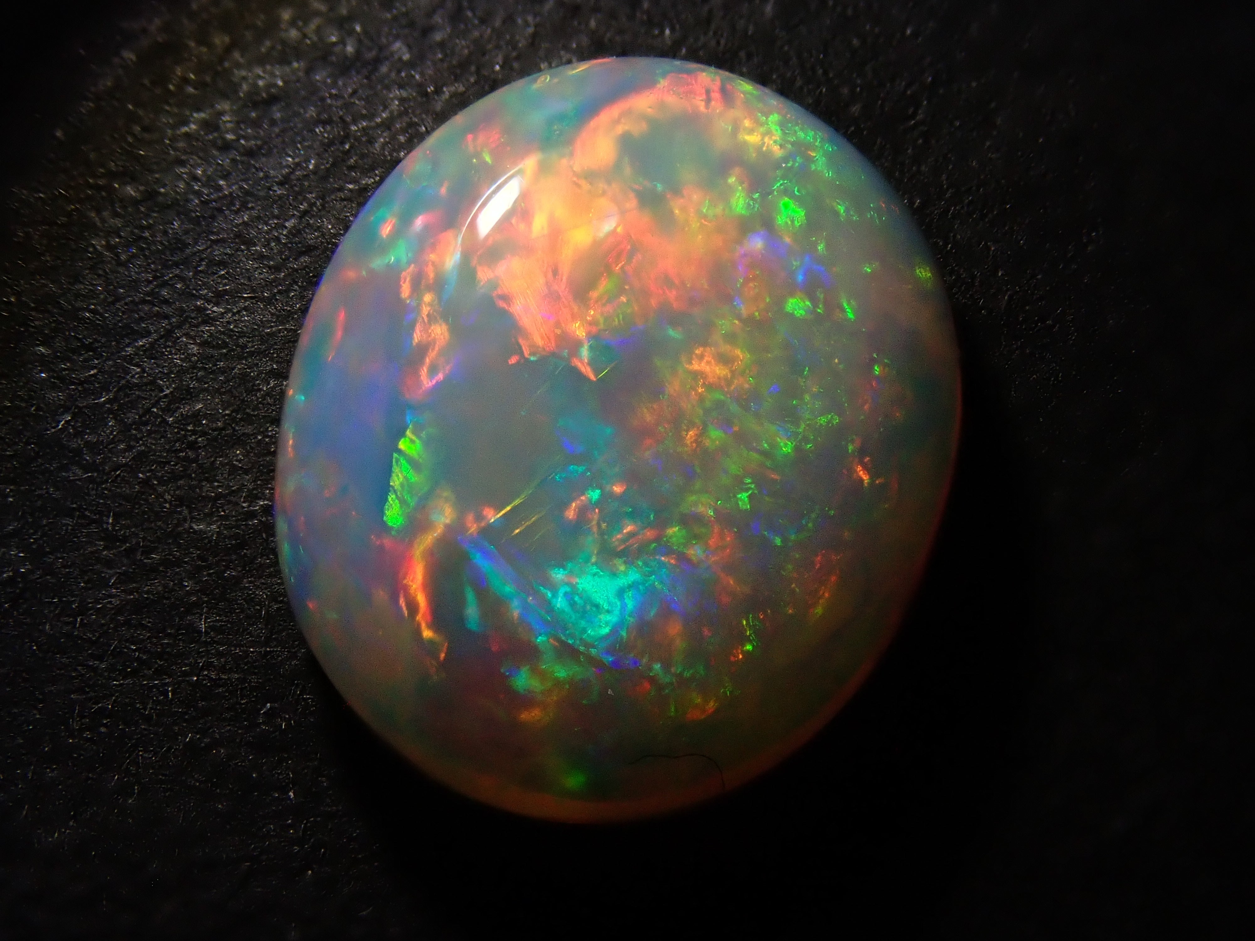 【12/24 22時販売】オーストラリア産ホワイトオパール 1.928ctルース