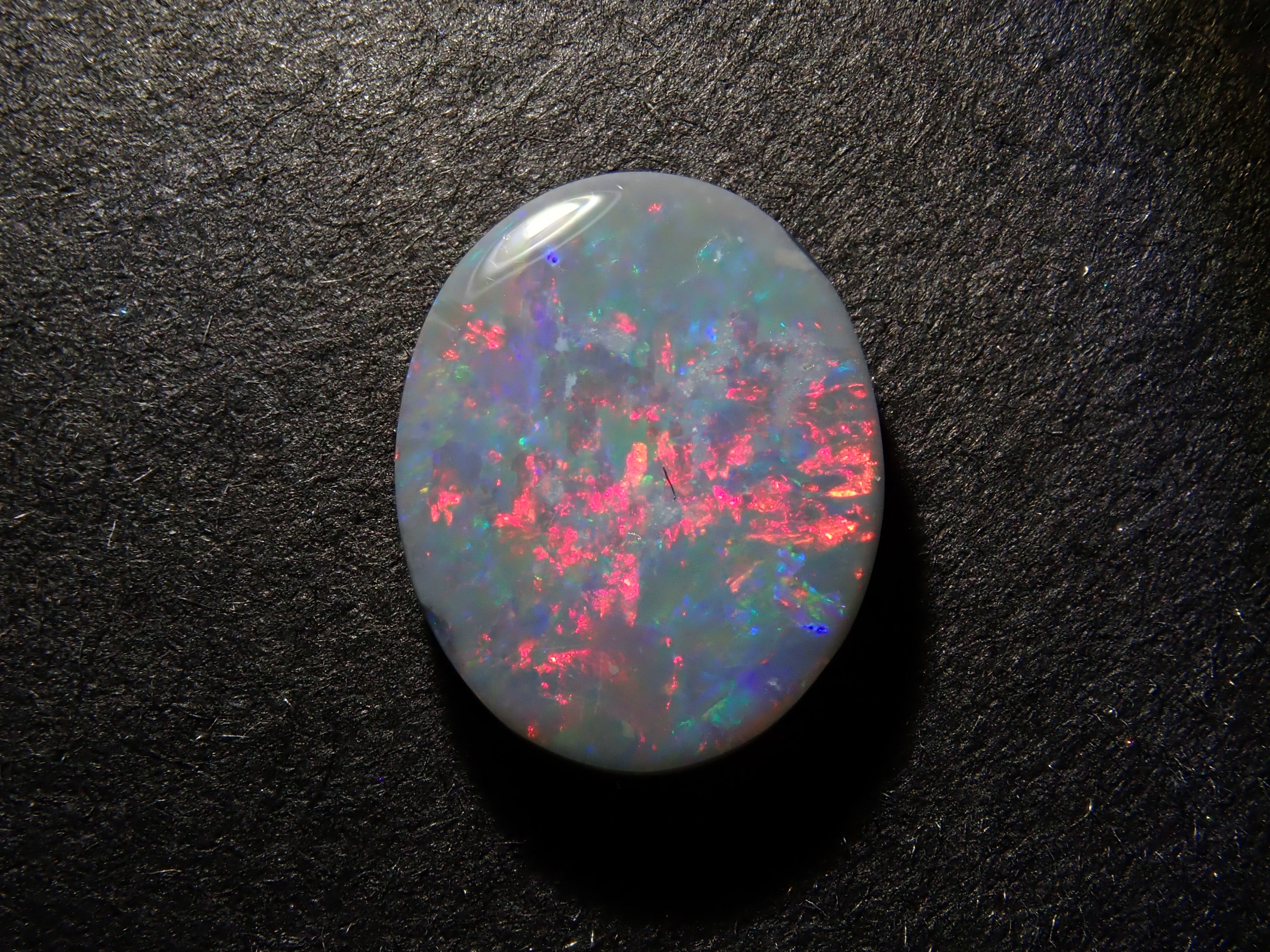 【1/31 22時販売】オーストラリア産ブラックオパール 0.825ctルース