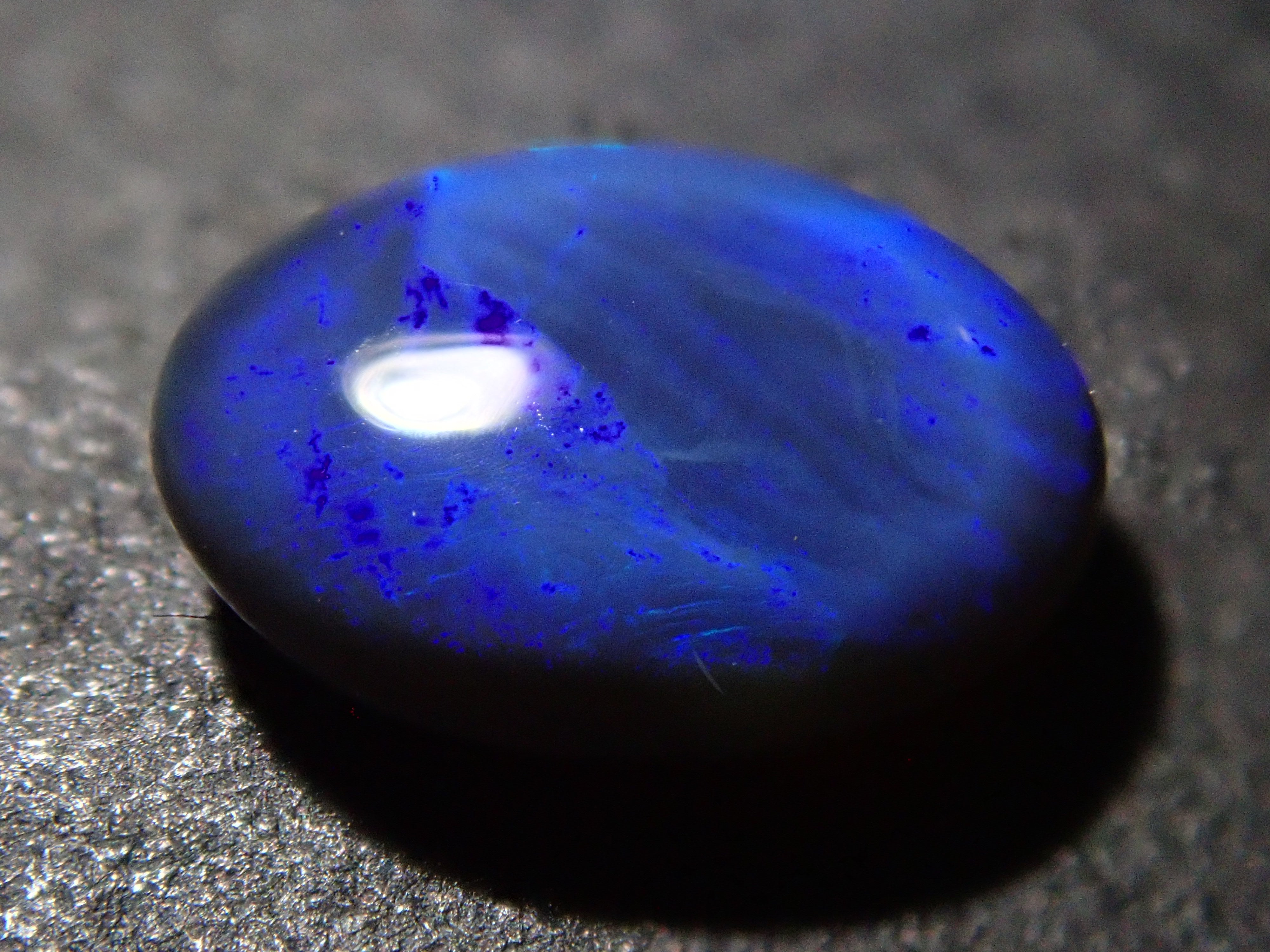 【12/22 22時販売】オーストラリア産ブラックオパール 0.623ctルース