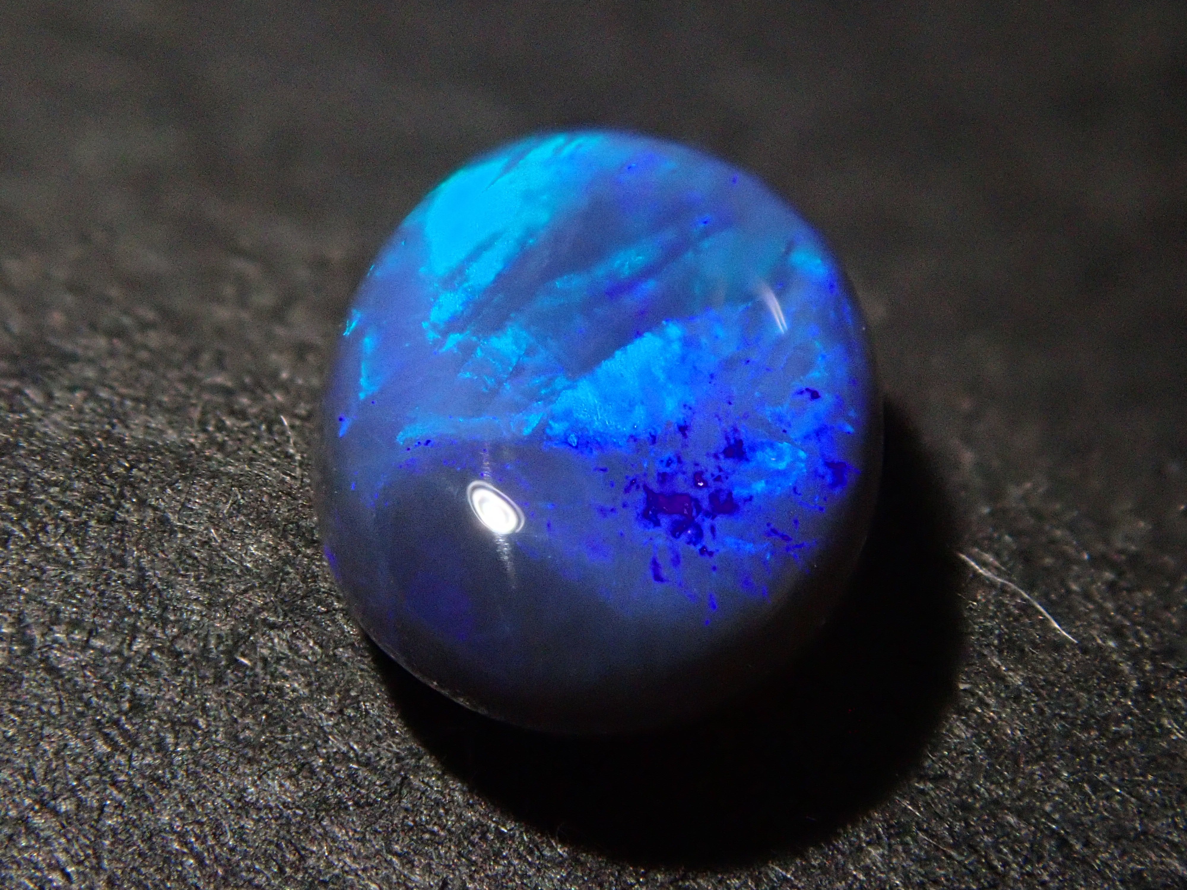 【12/22 22時販売】オーストラリア産ブラックオパール 0.623ctルース