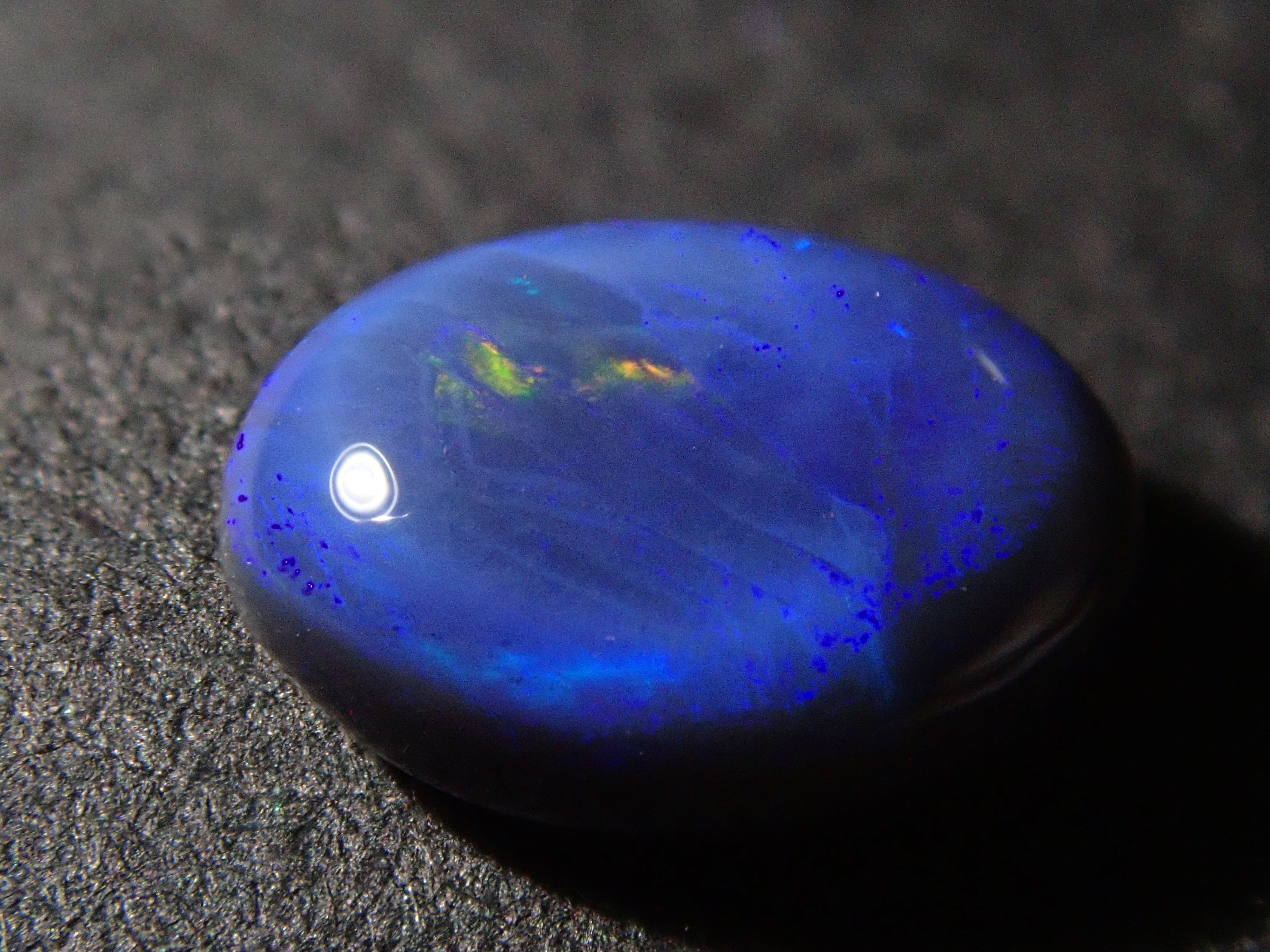 【12/22 22時販売】オーストラリア産ブラックオパール 0.623ctルース