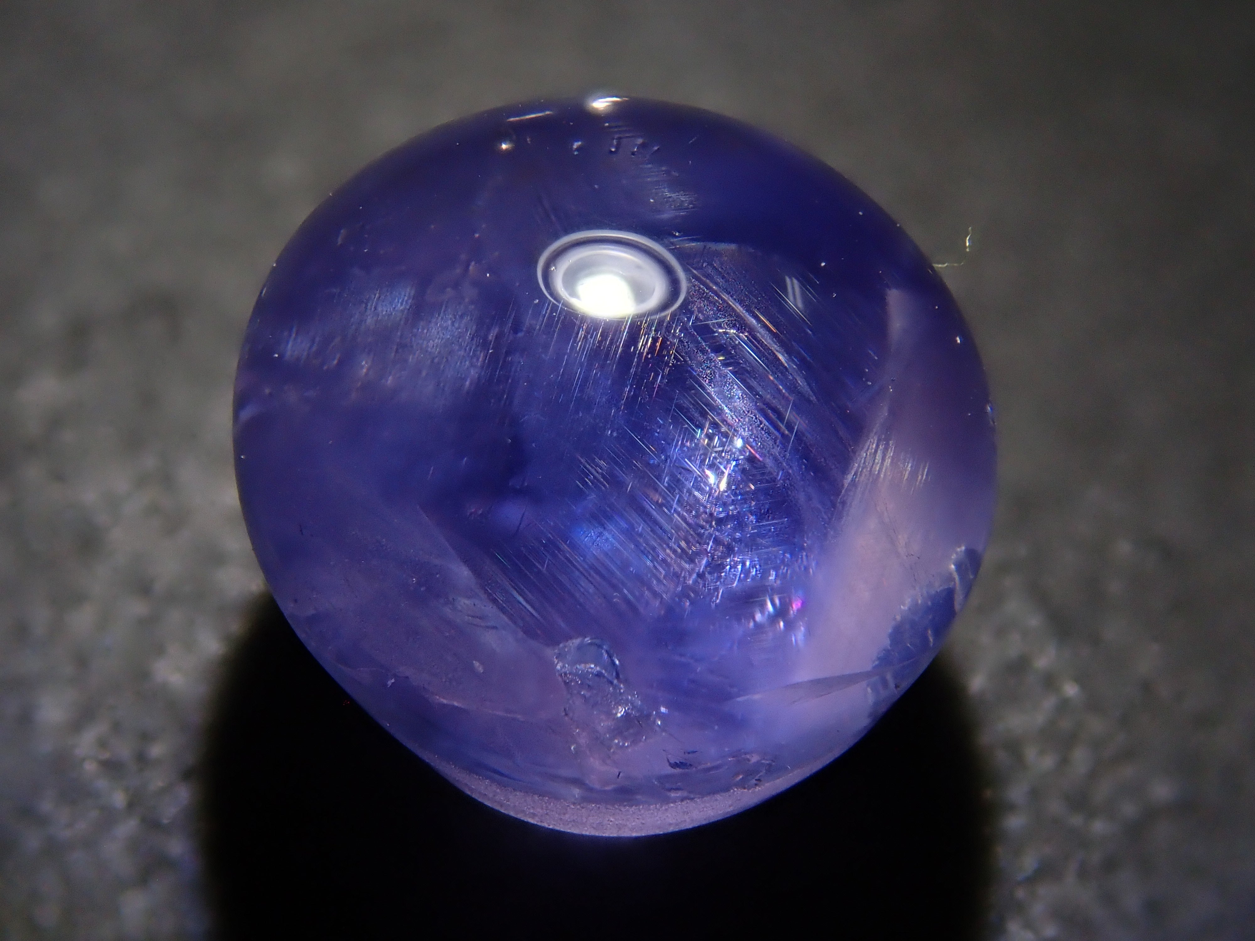【Sale starts April 4th at 10 PM JST】Sri Lankan Star Sapphire 4.758ct Loose Stone (Color Shift)