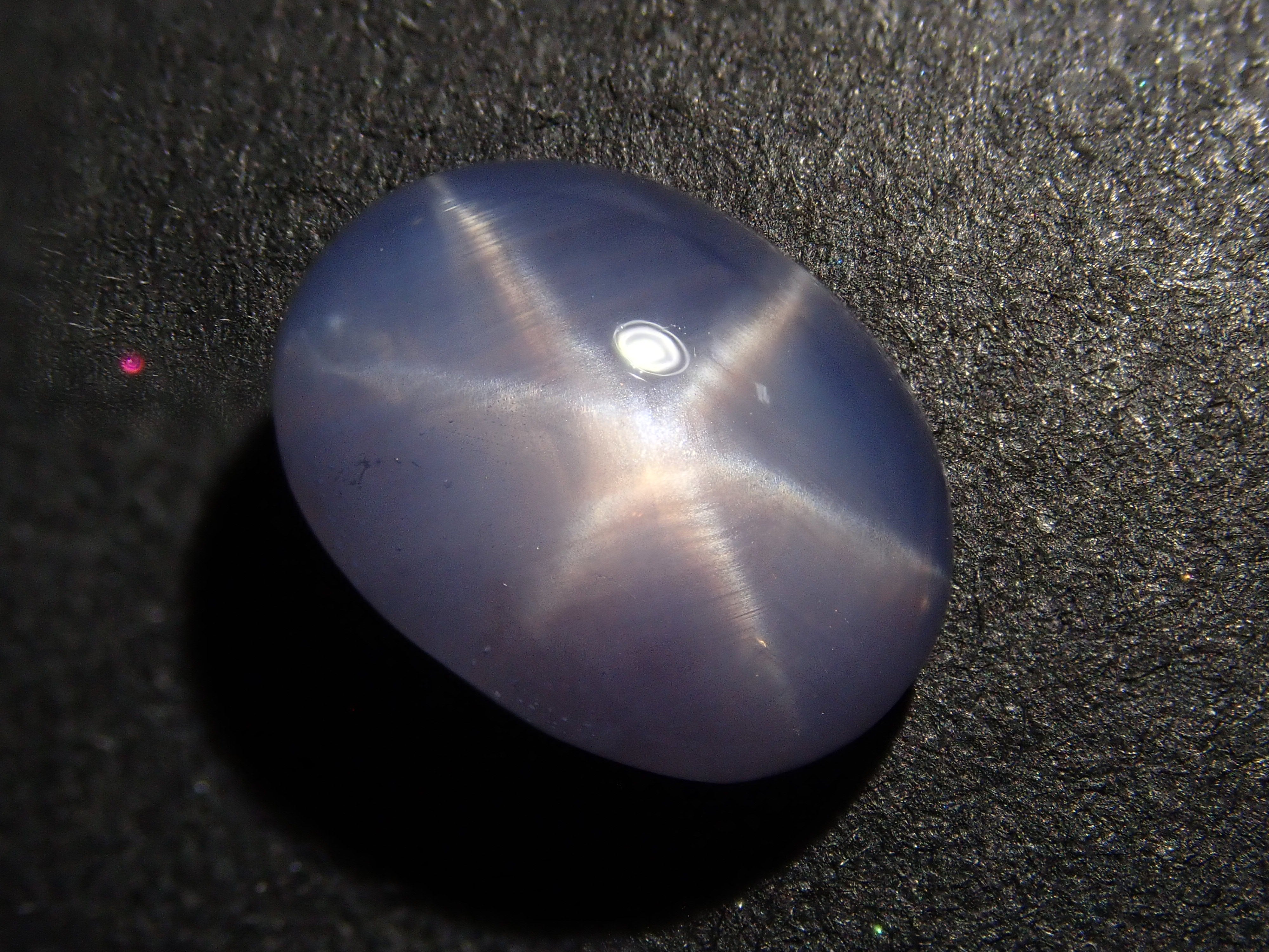 スリランカ産スターサファイア 3.821ctルース