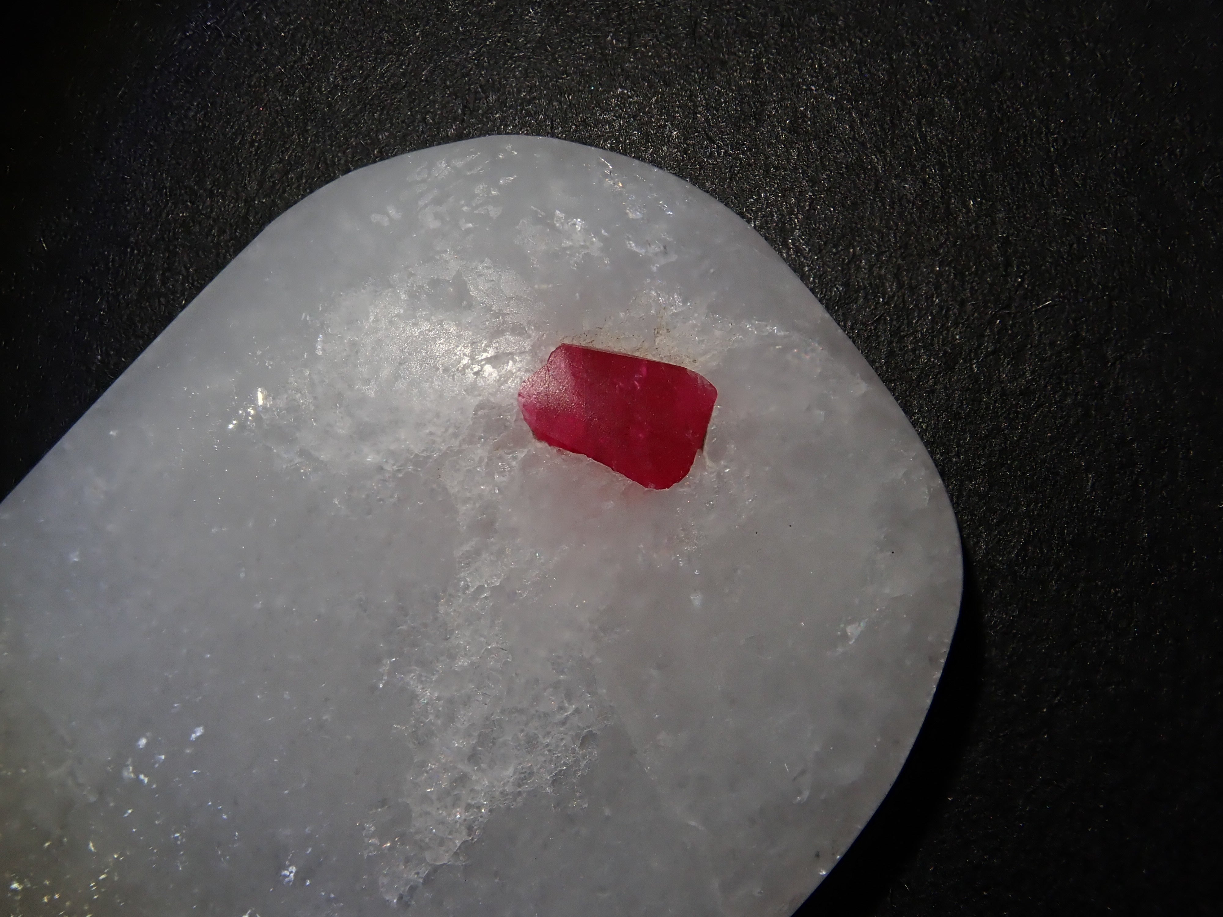 ミャンマー産スピネルインマーブル 39.231ctルース