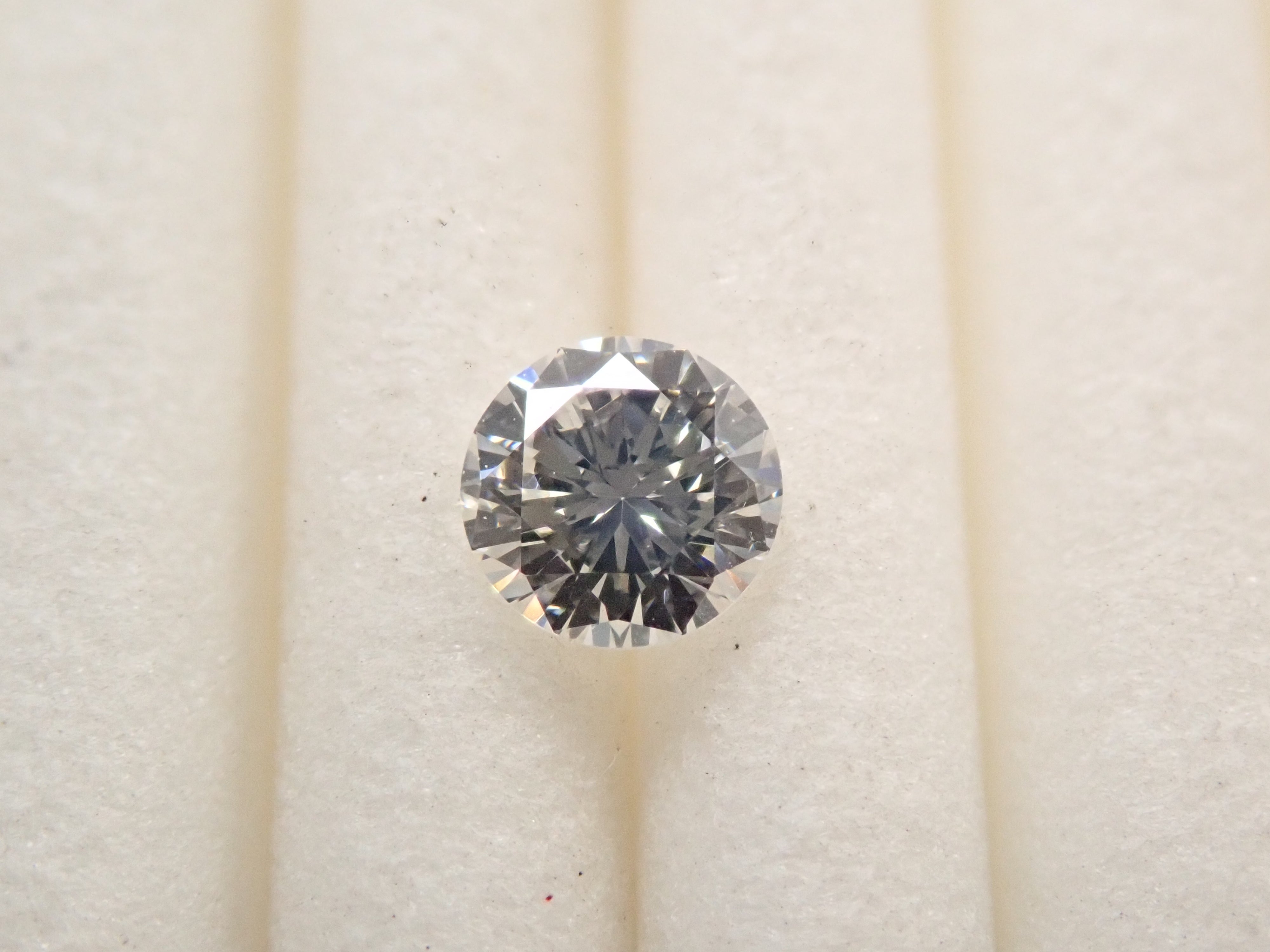 ダイヤモンド 3.8mm/0.200ルース(E, VVS1, VeryGood)