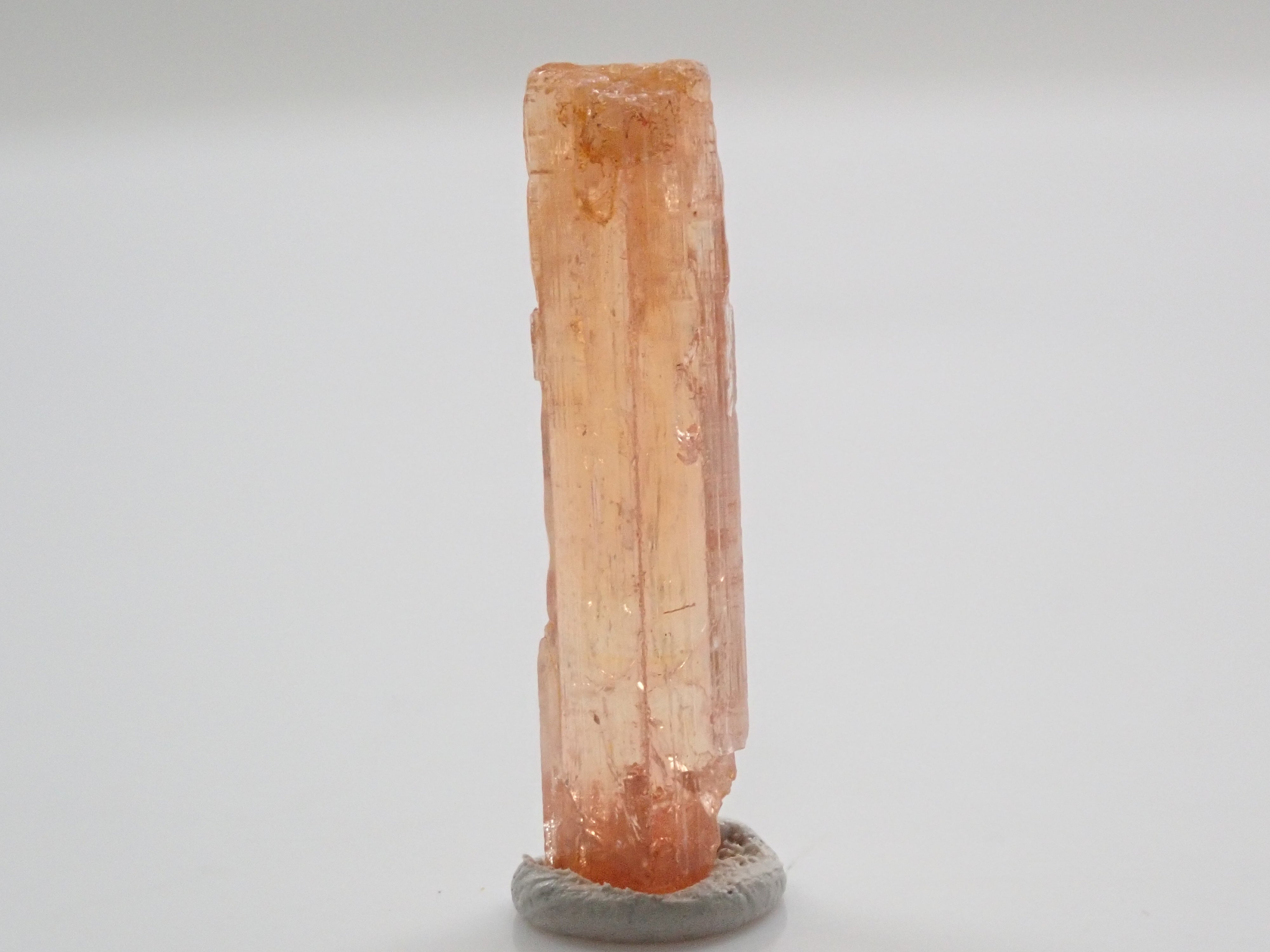 【12547810更新】インペリアルトパーズ 5.667ct原石