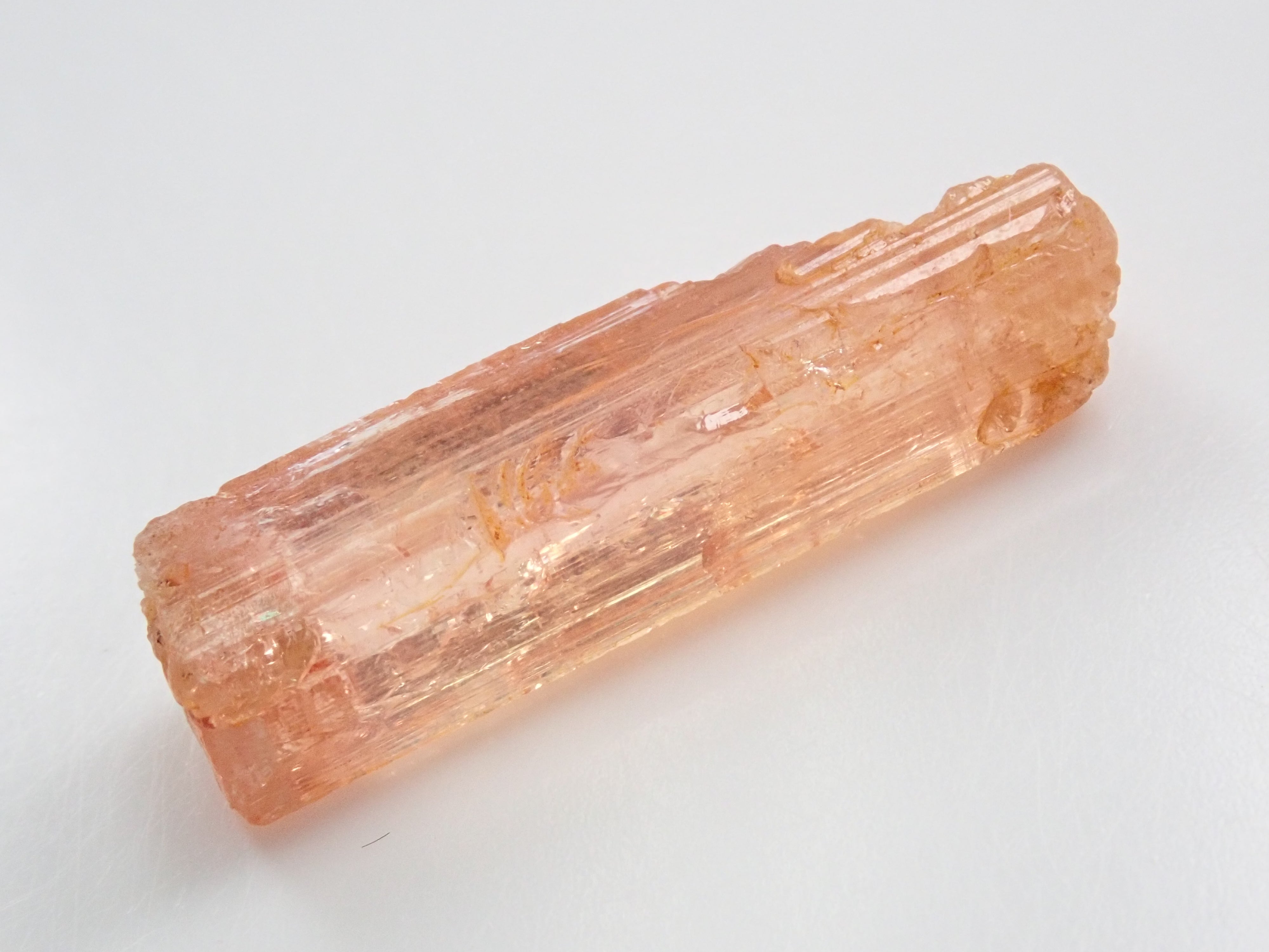 【12547810更新】インペリアルトパーズ 5.667ct原石