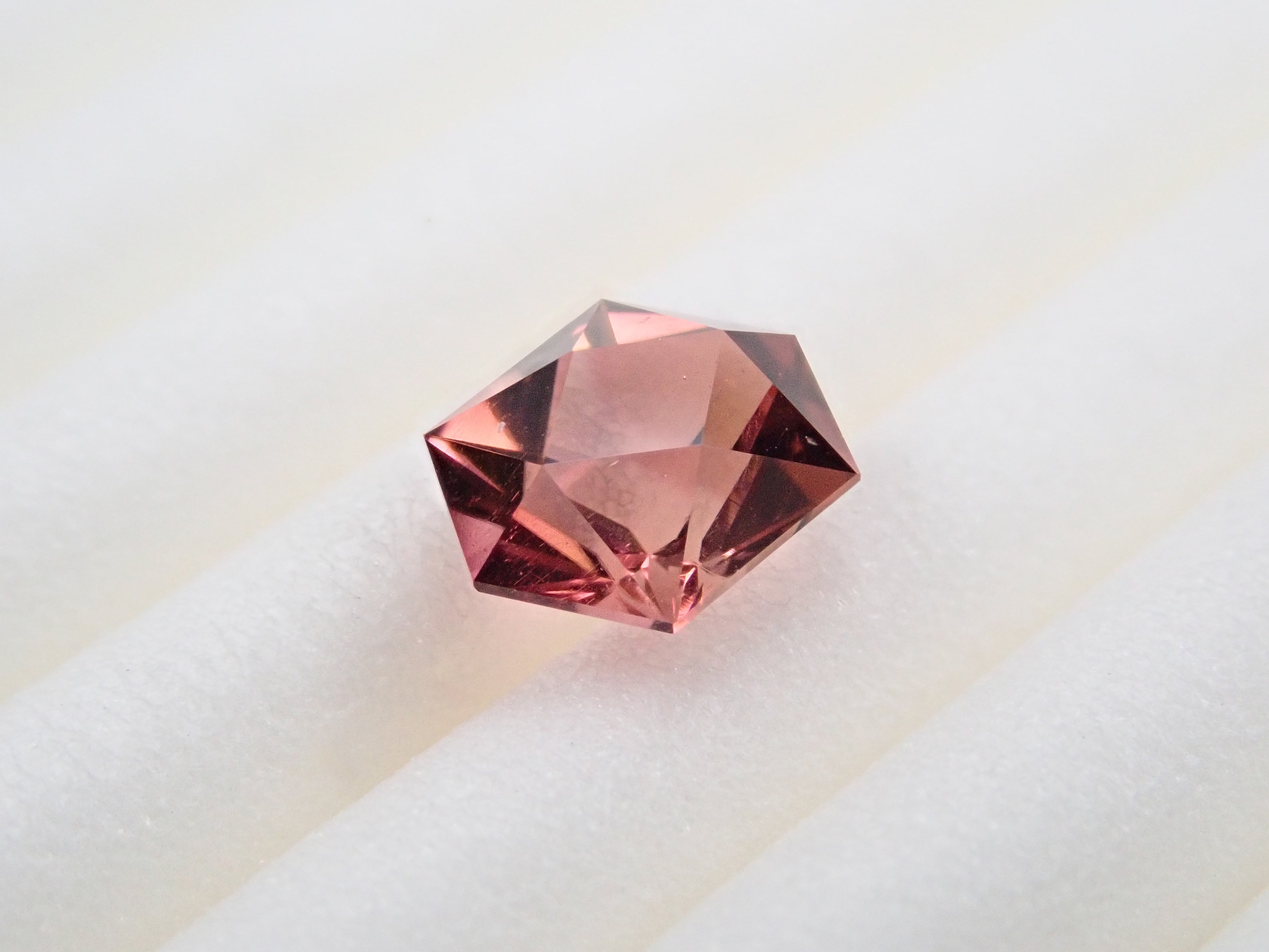 【12547853掲載】ピンクトルマリン 0.461ctルース