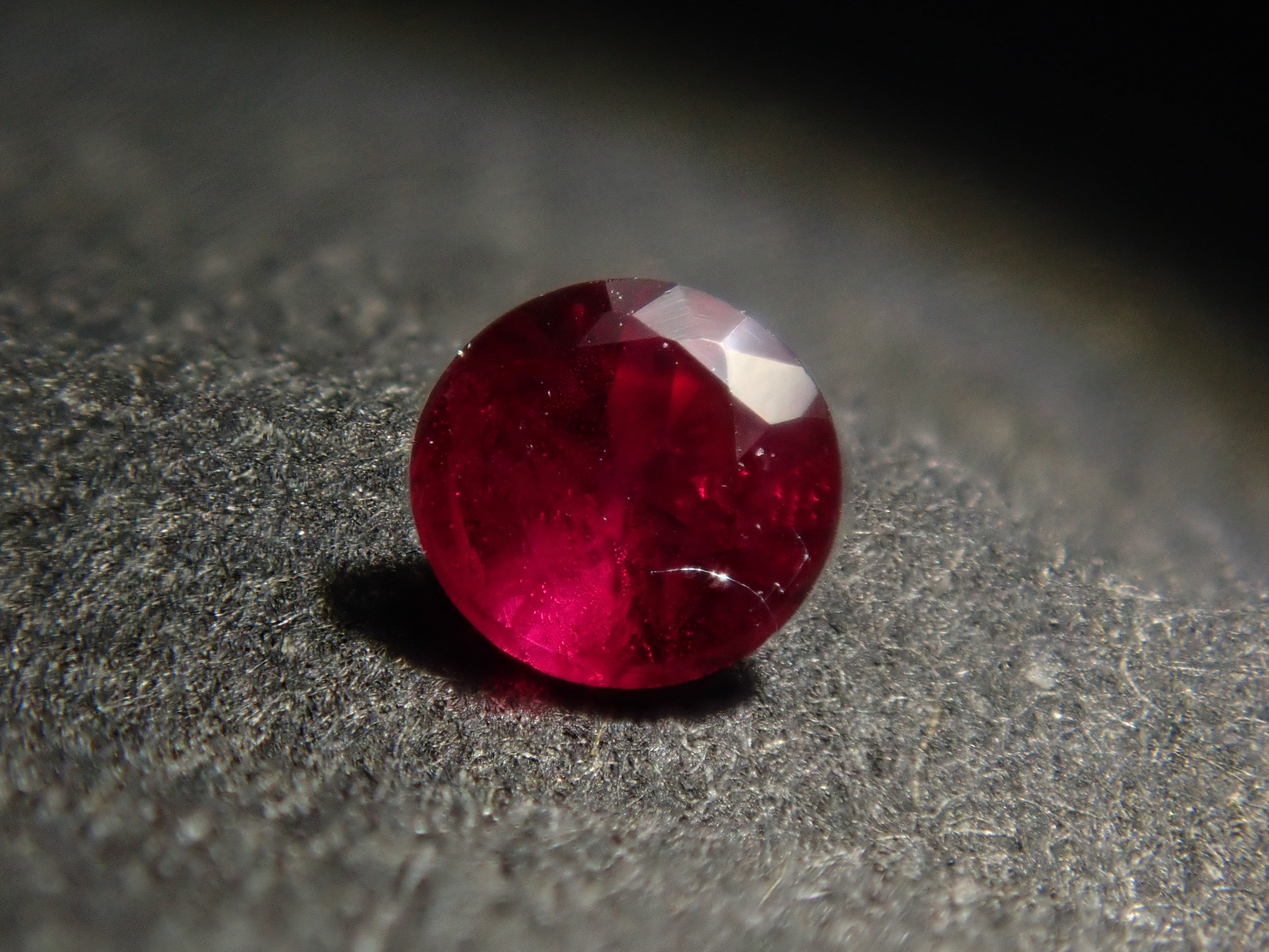 【12/22時販売】《限定15石》6万円相当のピジョンブラッドルビーAIGSを含む赤色宝石ガチャ💎ルビーやホットピンクサファイア《複数購入割引有》