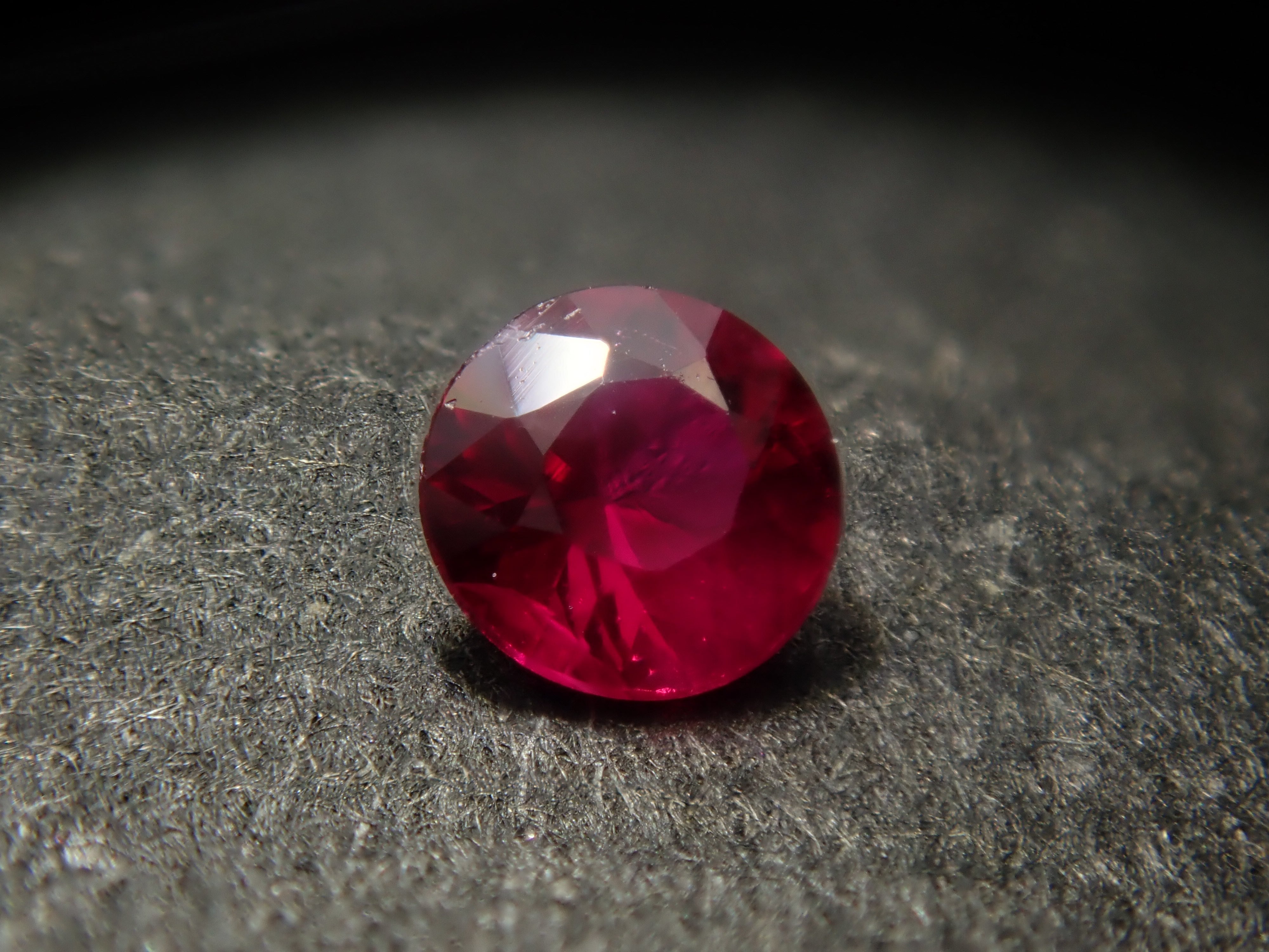 【12/22時販売】《限定15石》6万円相当のピジョンブラッドルビーAIGSを含む赤色宝石ガチャ💎ルビーやホットピンクサファイア《複数購入割引有》