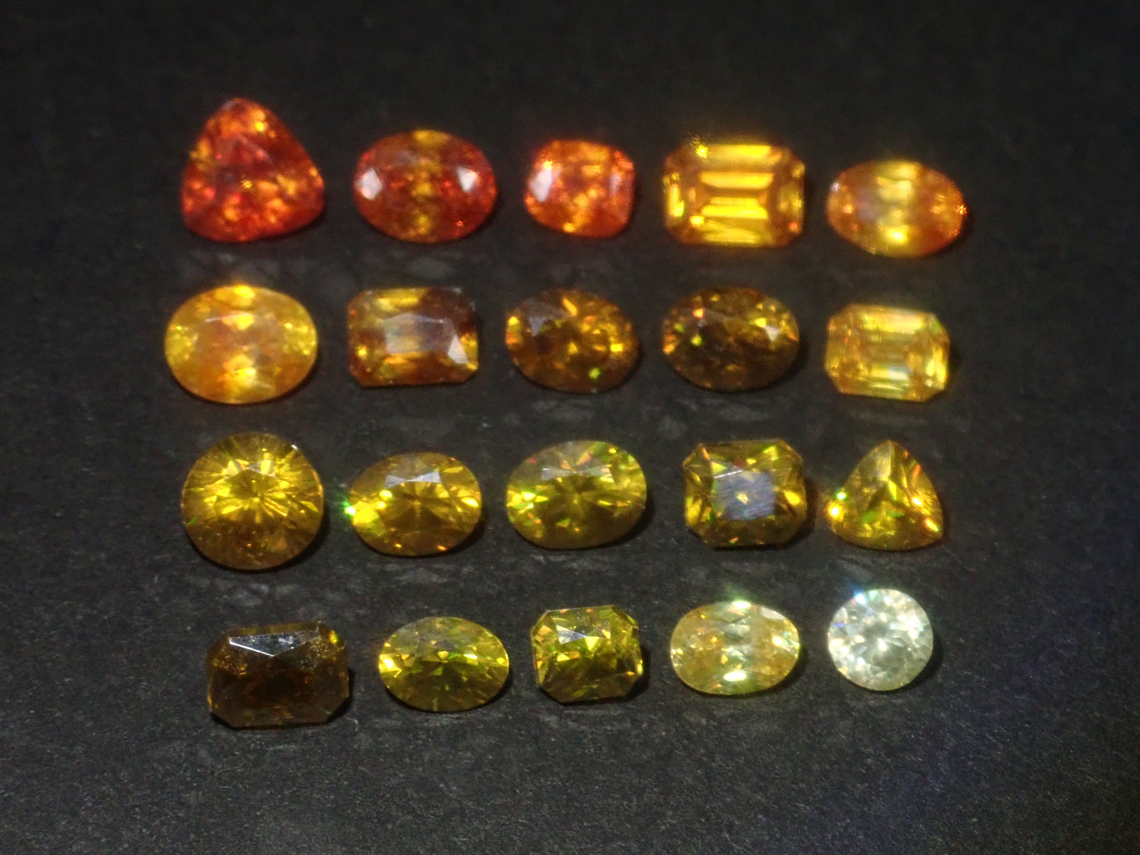 【12/30 22時販売】《限定20石》スペイン産スファレライト1石ルース《複数購入割引有》