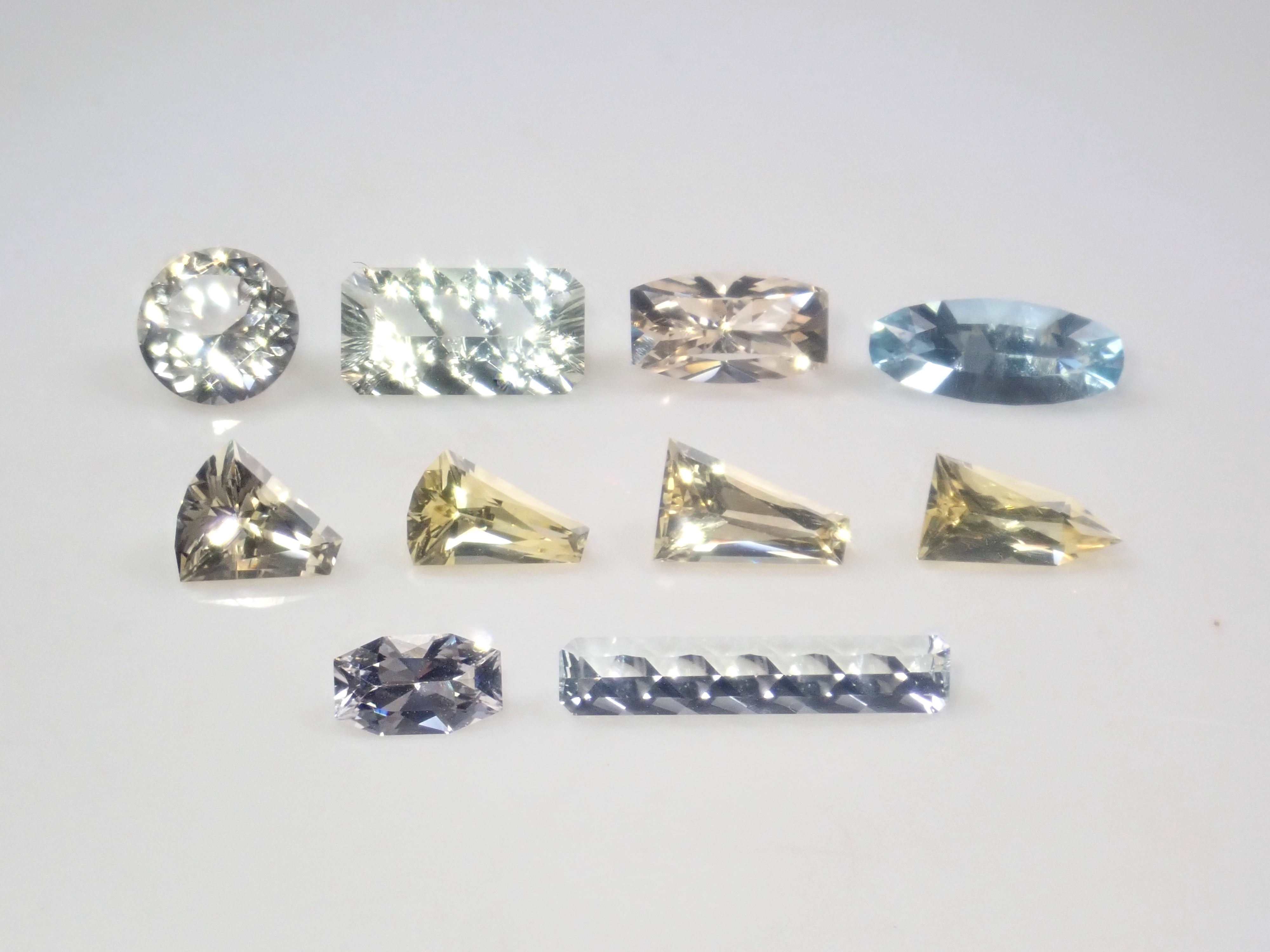 【1/3 22時販売】《限定13石》ベリルガチャ(甲州貴石切子のアクアマリン・ボルテックスカット含む)1石ルース《複数購入割引有》