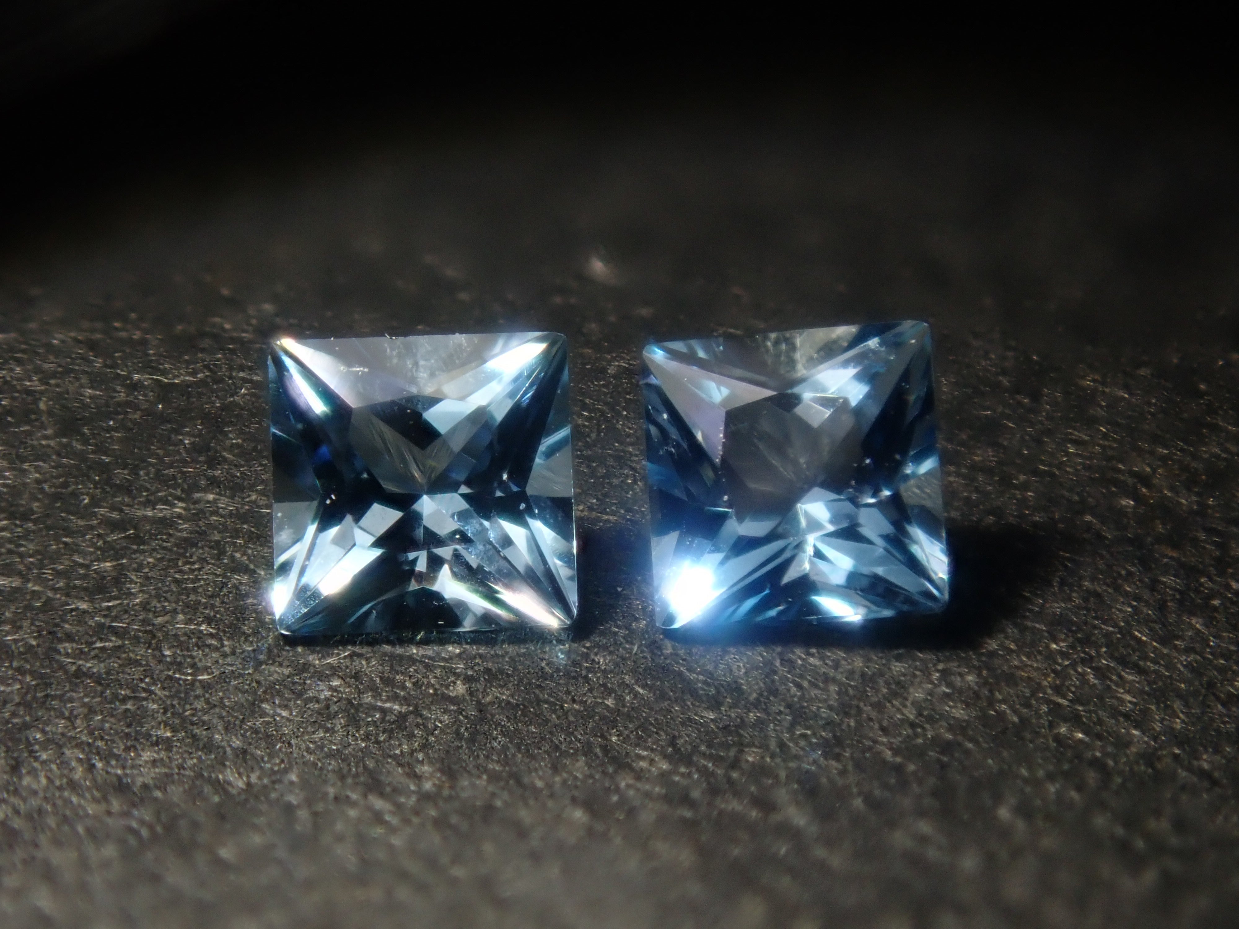 【1/3 22時販売】《限定13石》ベリルガチャ(甲州貴石切子のアクアマリン・ボルテックスカット含む)1石ルース《複数購入割引有》