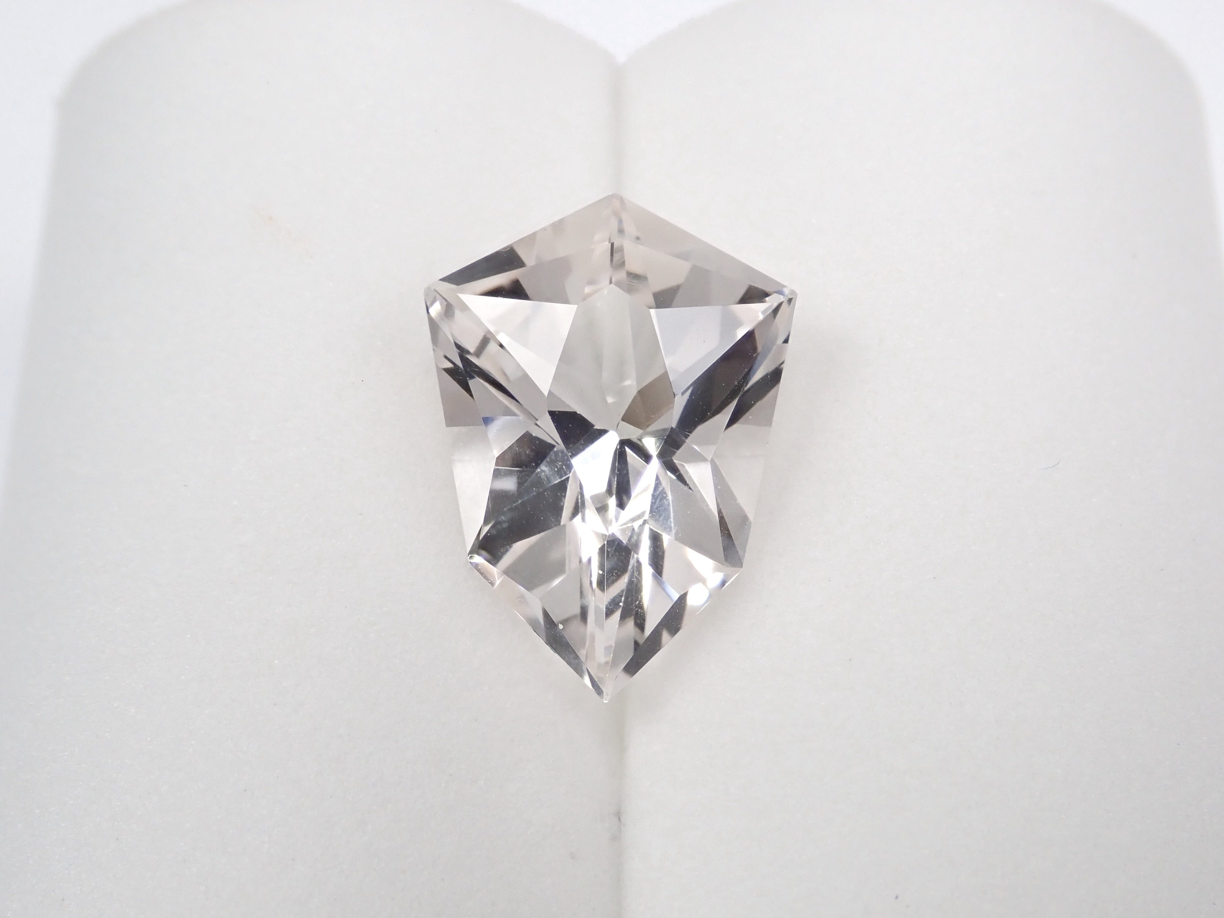 Sri Lankan Ratotta Topaz 9.589ct Loose (White Topaz)