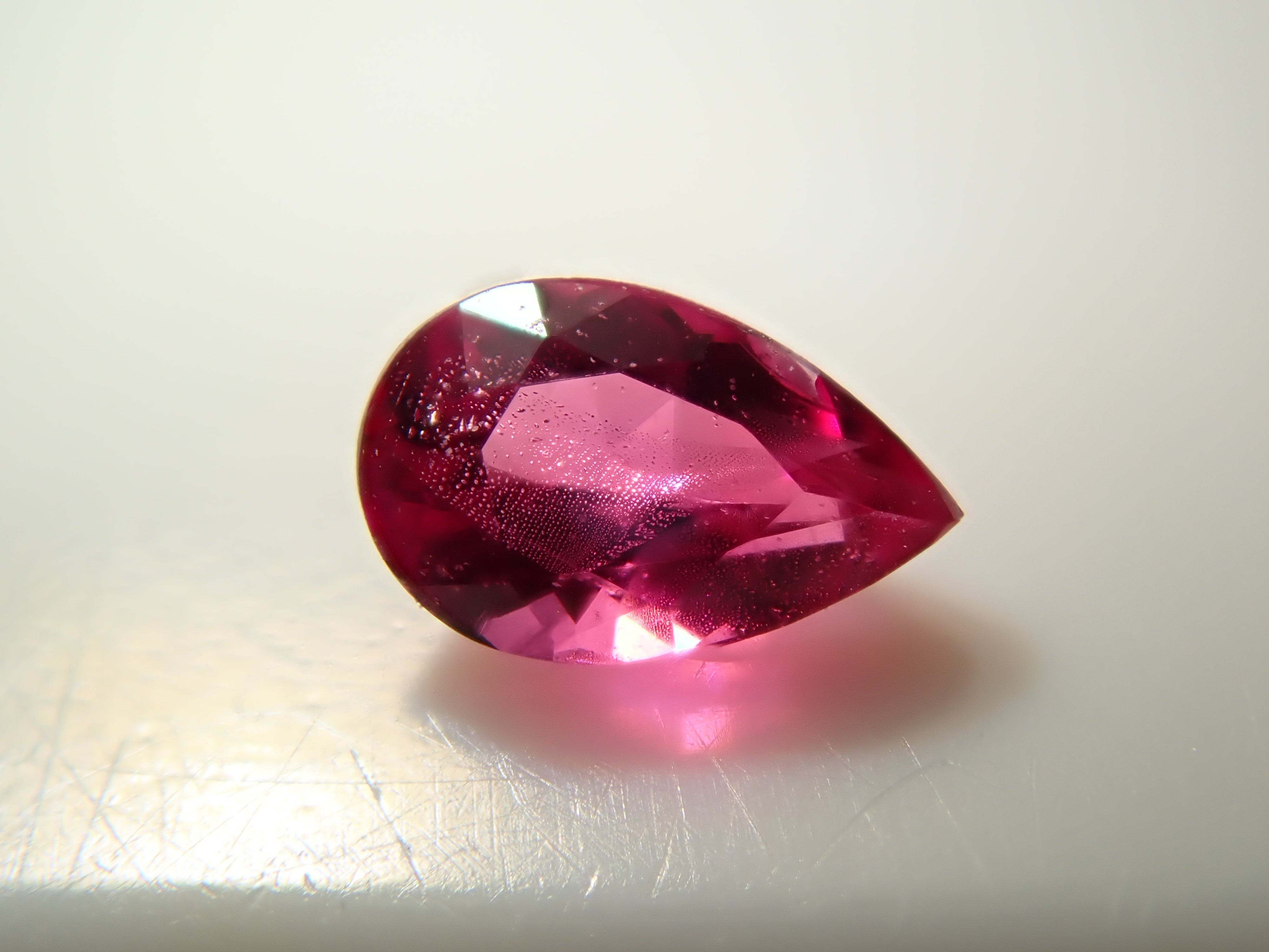 アメリカ産ノンオイルレッドベリル 0.060ctルース GIA