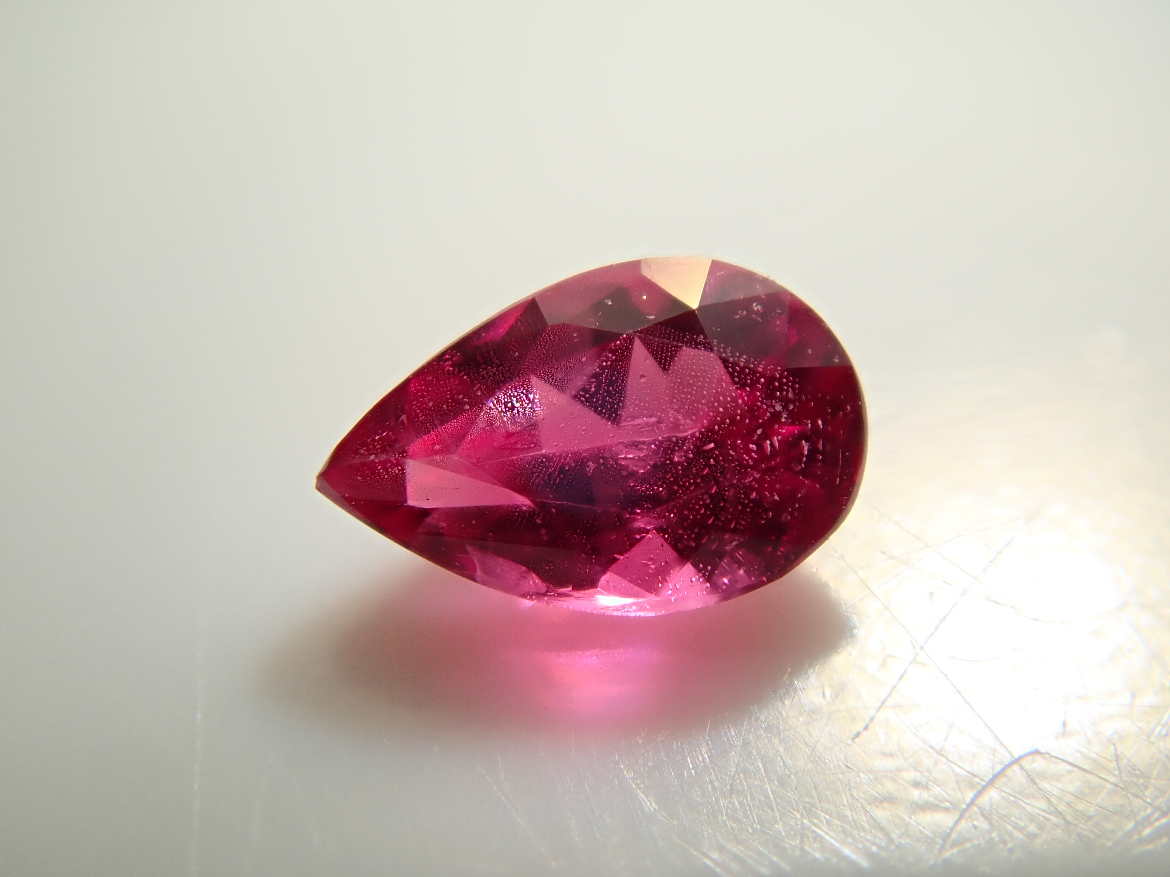 アメリカ産ノンオイルレッドベリル 0.060ctルース GIA