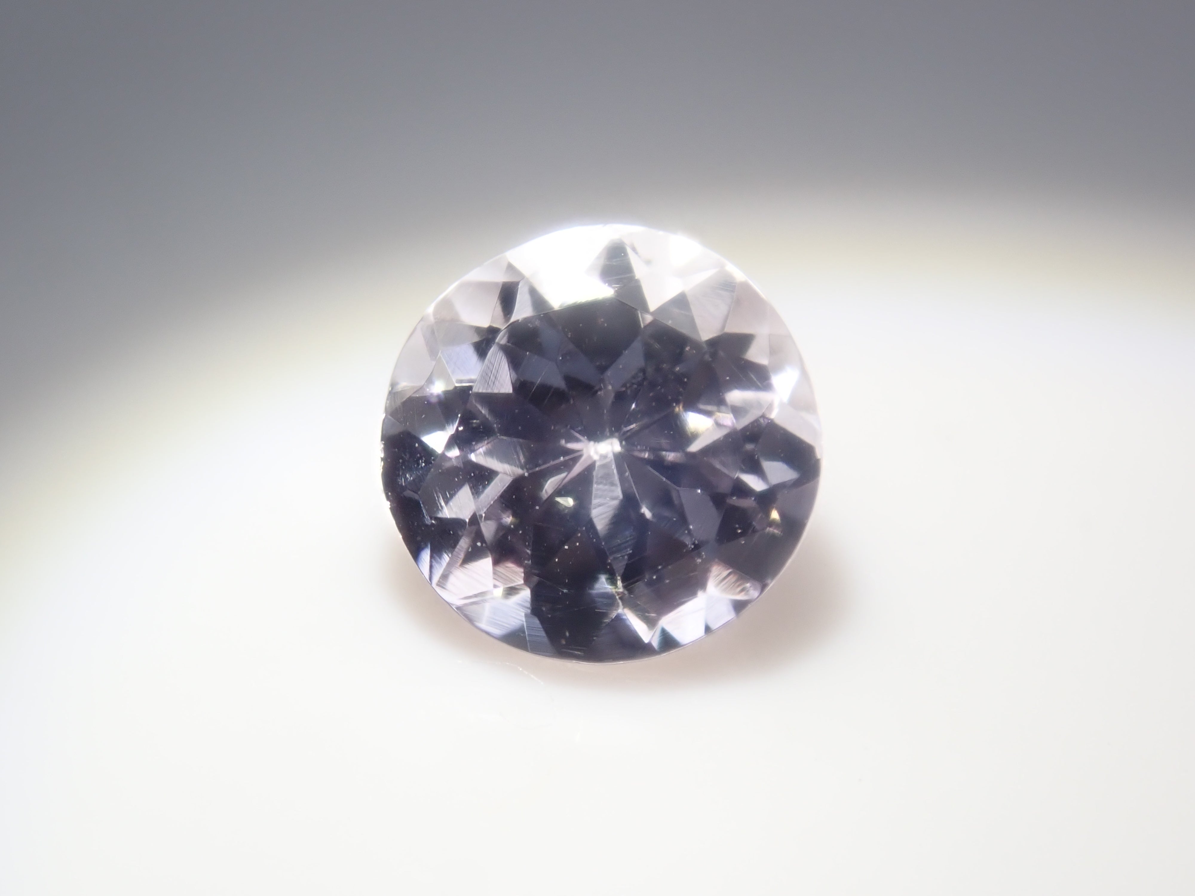 【1/10 22時販売】《限定5石》ゾイサイトガチャ全石鑑別書付き(ピンクゾイサイト、イエローゾイサイト、グリーンゾイサイト、タンザナイト含む,5mm)《複数購入割引有》