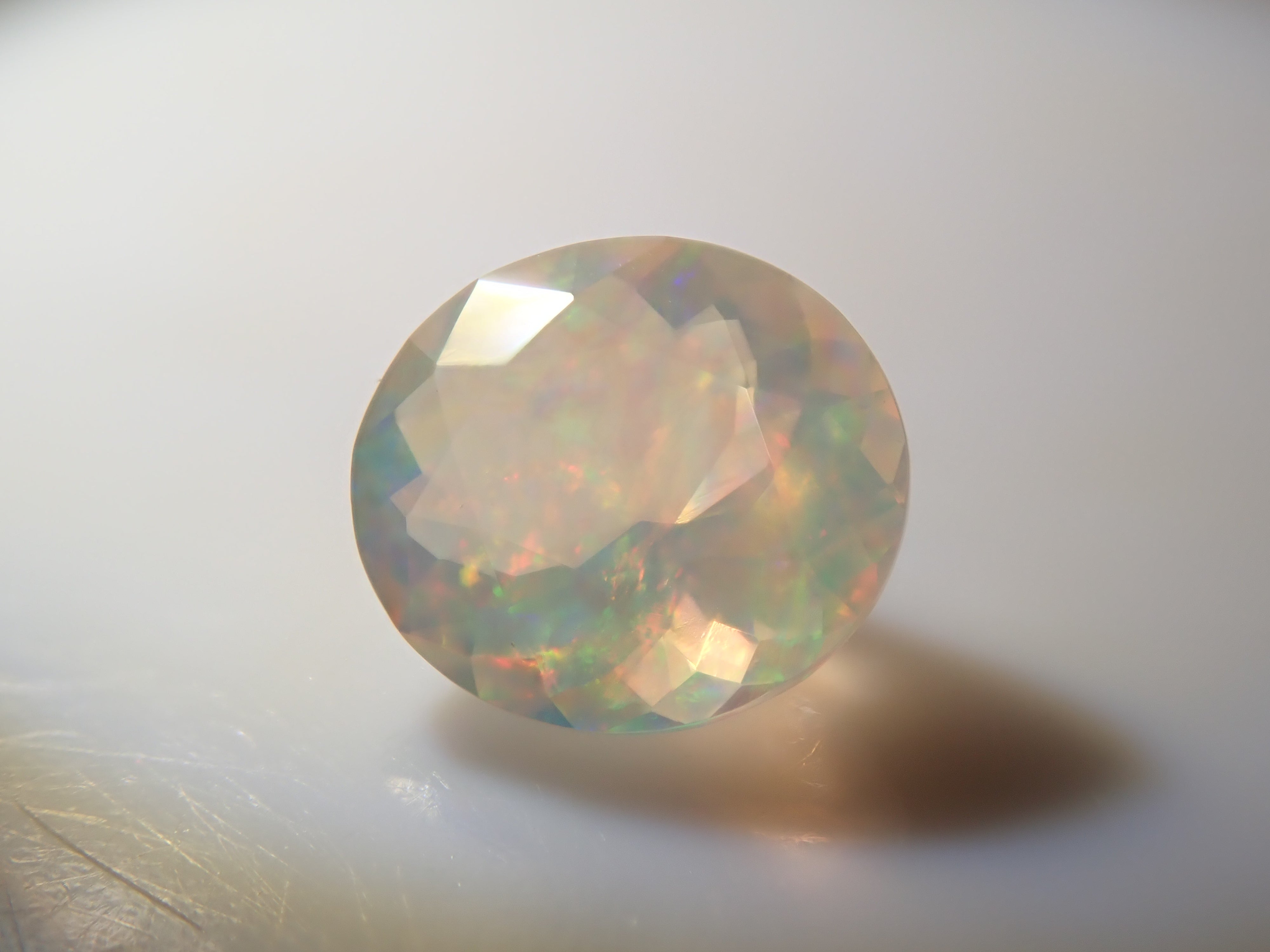 【1/2 22時販売】メキシコ産オパール(ファセットカット) 0.261ctルース(コントラルスオパール)