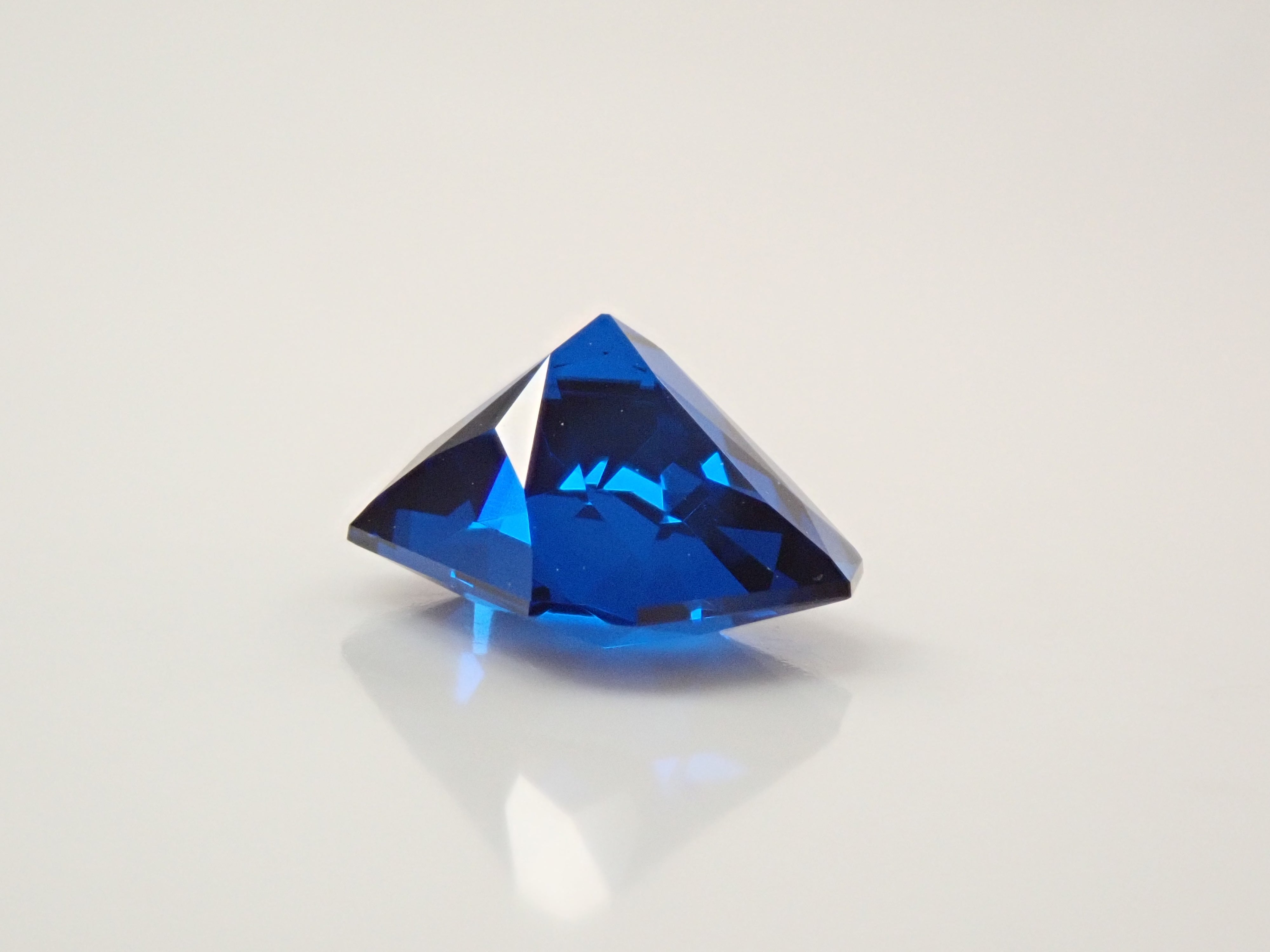 【1/2 22時販売】合成コバルトスピネル 1.886ctルース