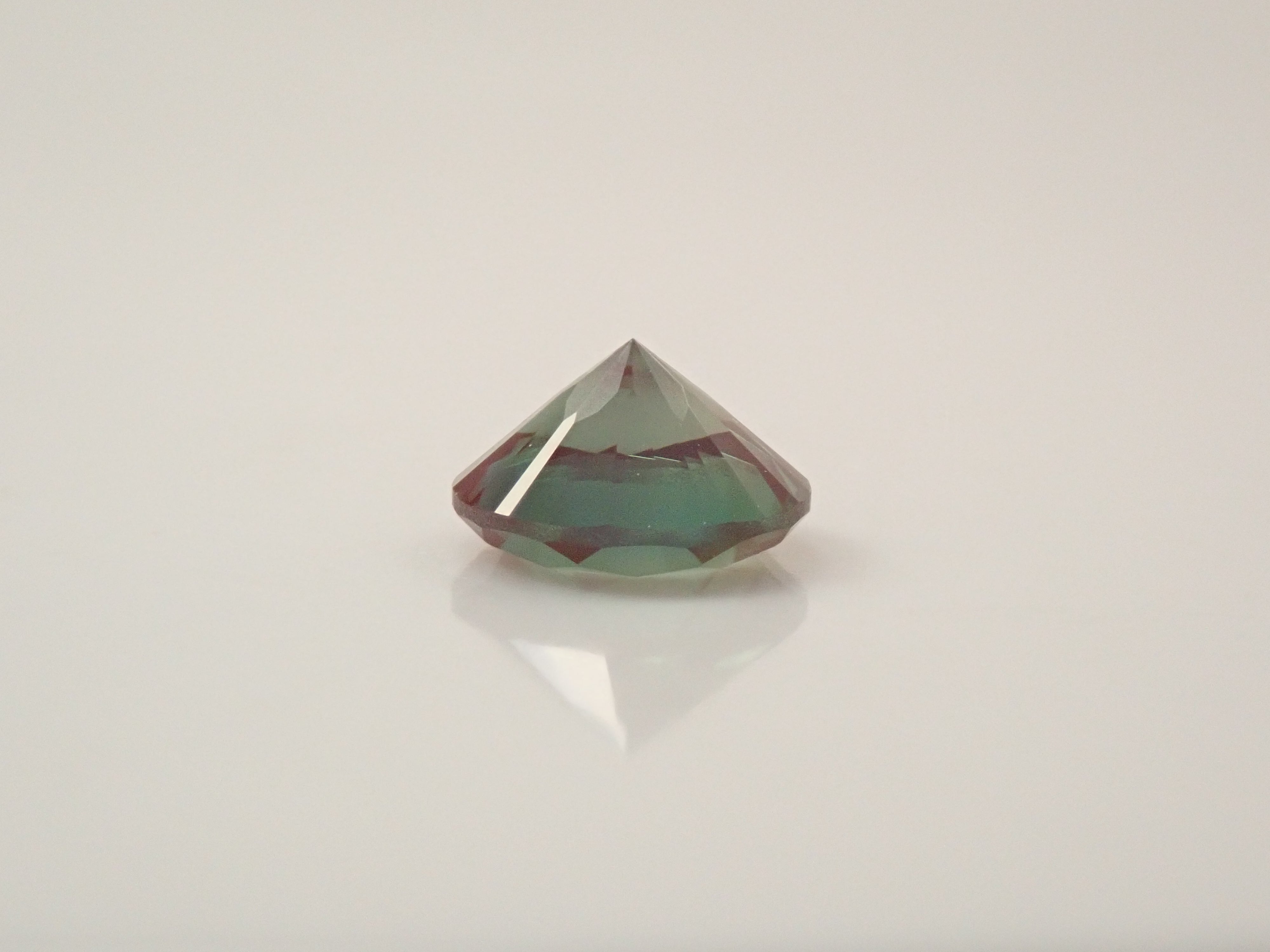 【1/5 22時販売】【さくらインカット】モンゴル産カラーチェンジアンデシン 6.0mm/0.655ctルース