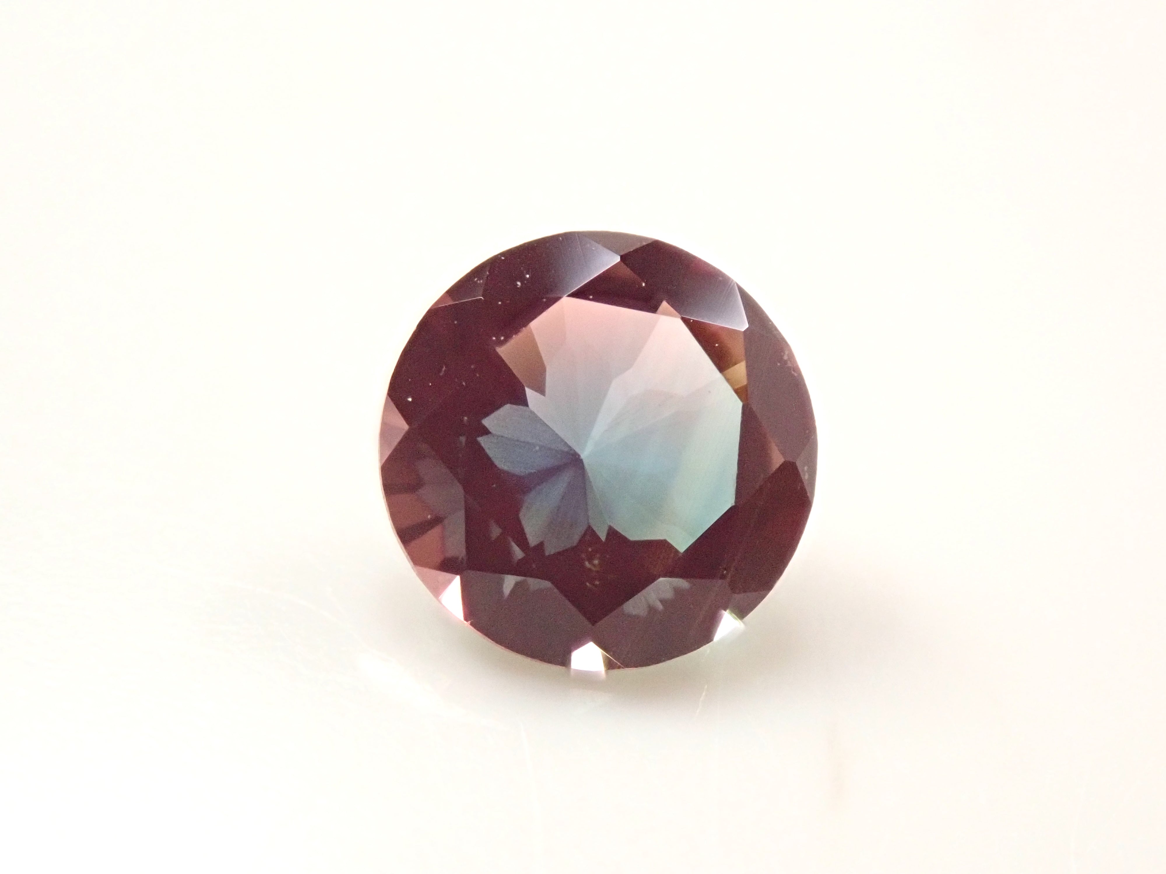 (Lottery sale 202604) (Shinjuku Marui 20260319 removed) (12561741 listed) Mongolian Color Change Andesine 0.641ct Loose Stone